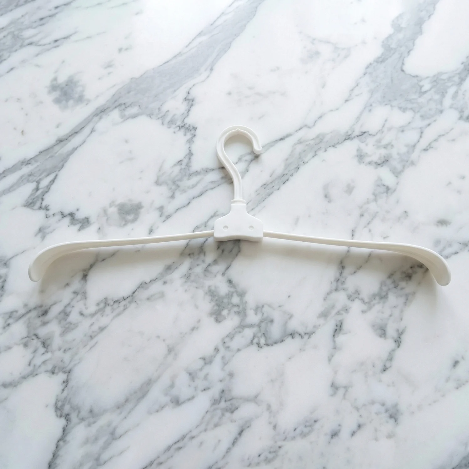 Premium Foldable Plastic Clothes Hanger 1 Pc - Image 7