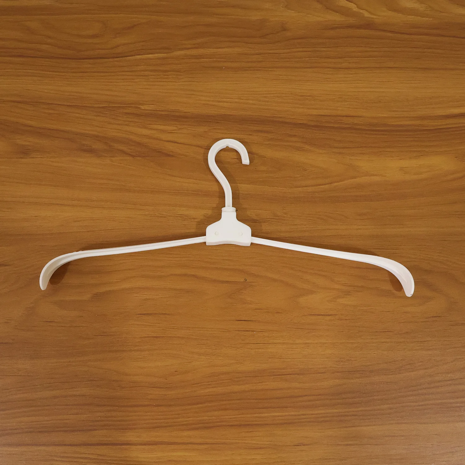 Premium Foldable Plastic Clothes Hanger 1 Pc - Image 9