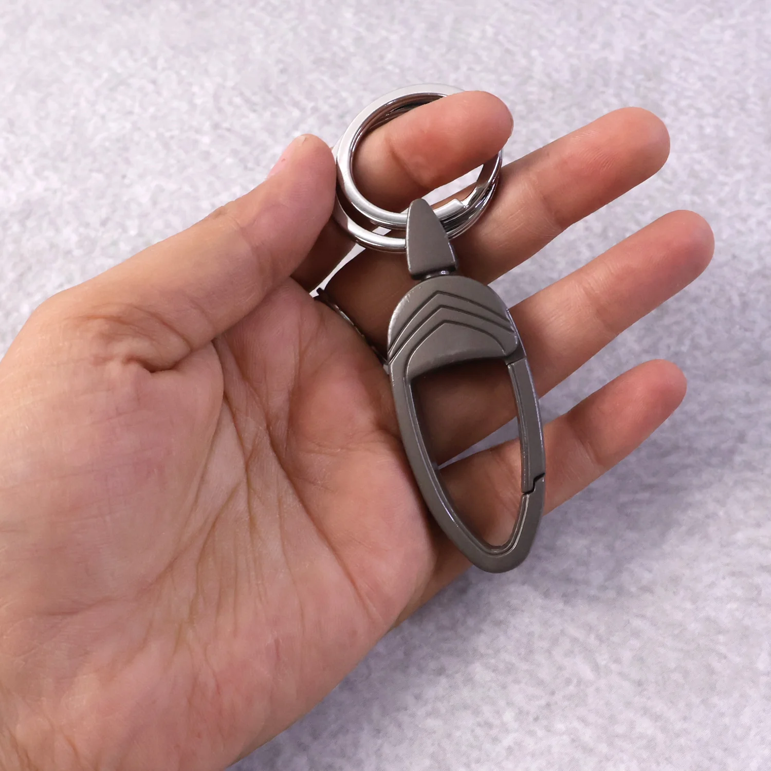 Premium Heavy Duty Metal Carabiner Keychain with Key Ring Clip Hook (1 Pc) - Image 5