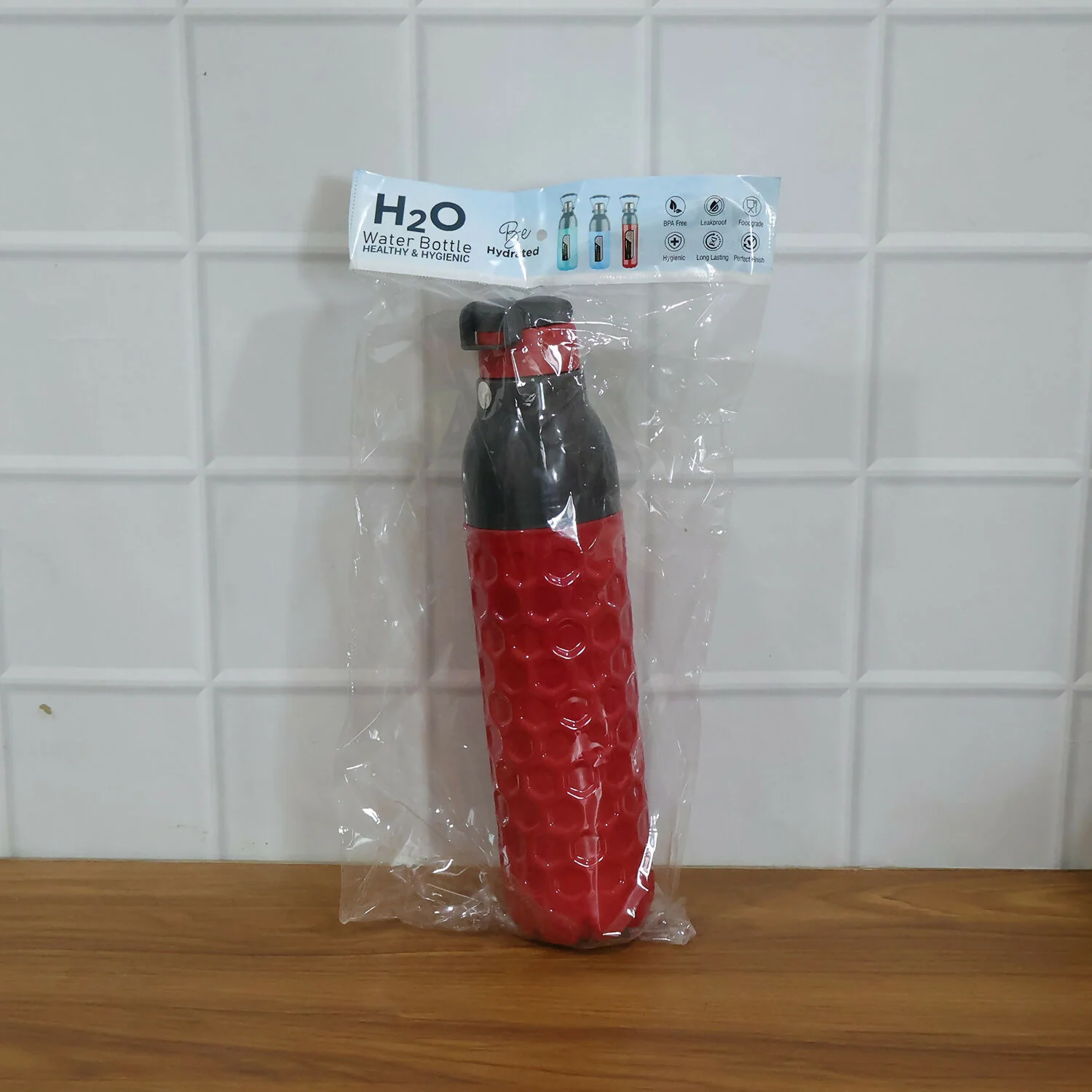 Premium Insulated Water Bottle Honeycomb Grip Leak Proof Flip Cap Bottle (1100ml) - Image 6