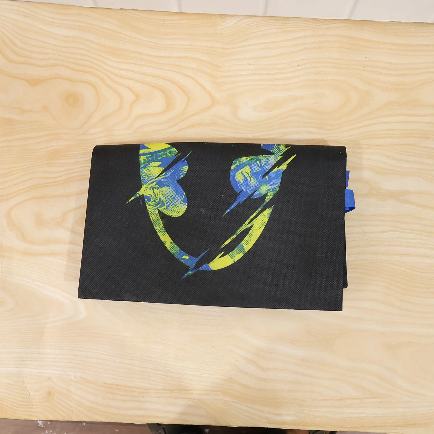 Premium Large Multipurpose Carry Hand Bag (1 Pc, 33x43 Cm) - Image 9