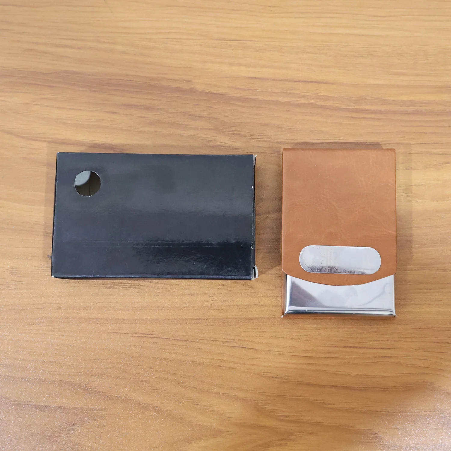 Premium Leather Finish Visiting Card Holder (1 Pc) - Image 8