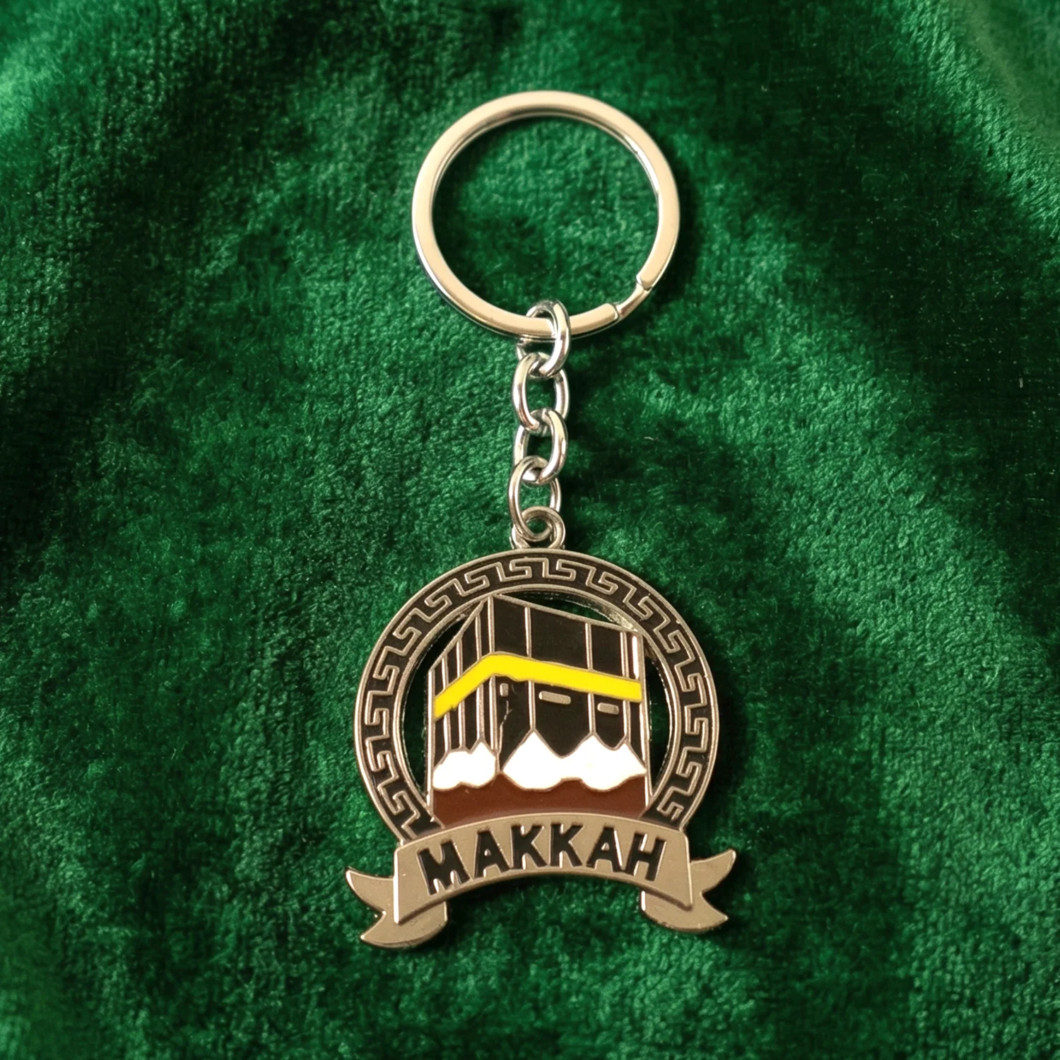 Premium Makkah Design Metal Keychain with Round Pendant (1 Pc) - Image 7