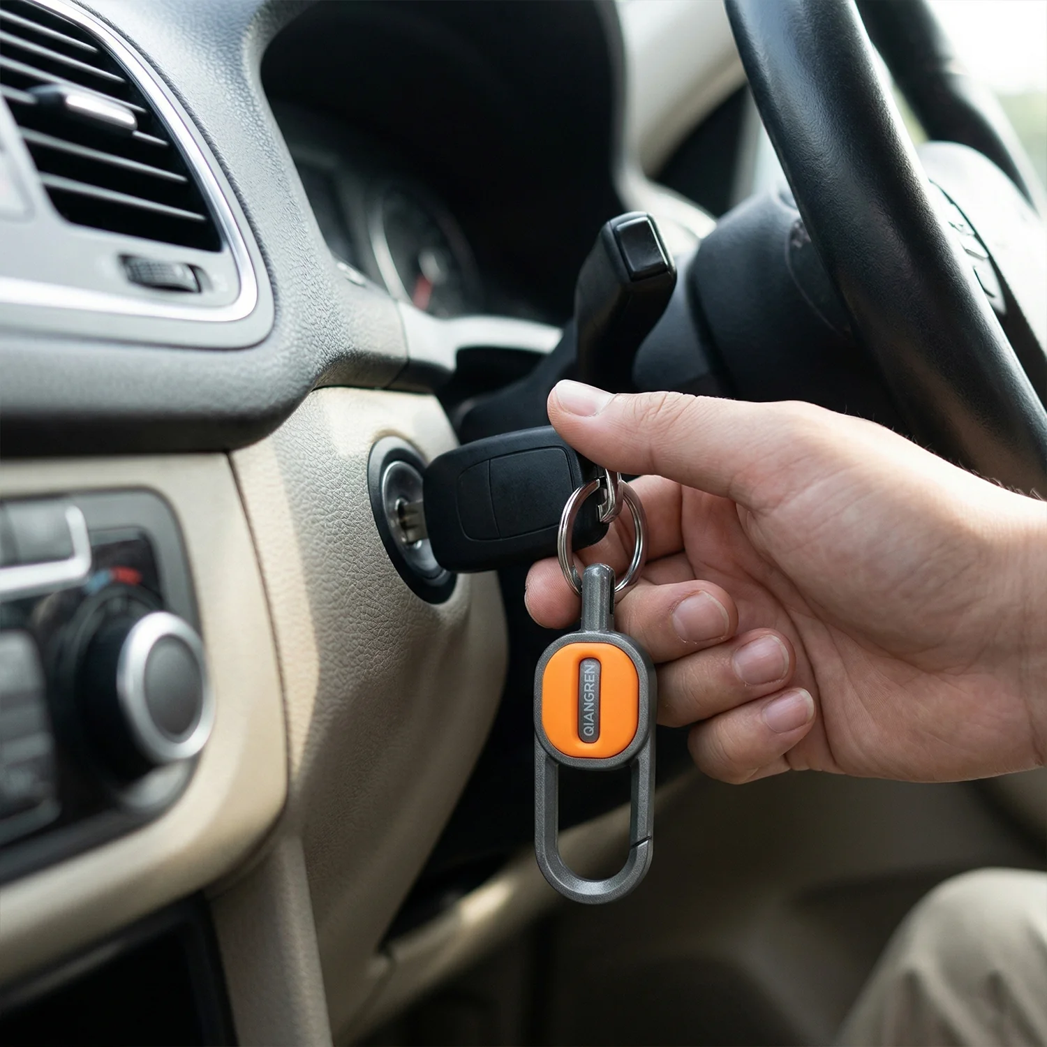 Premium Metal Carabiner Key Holder Keychain with Key Ring (1 Pc) - Image 3