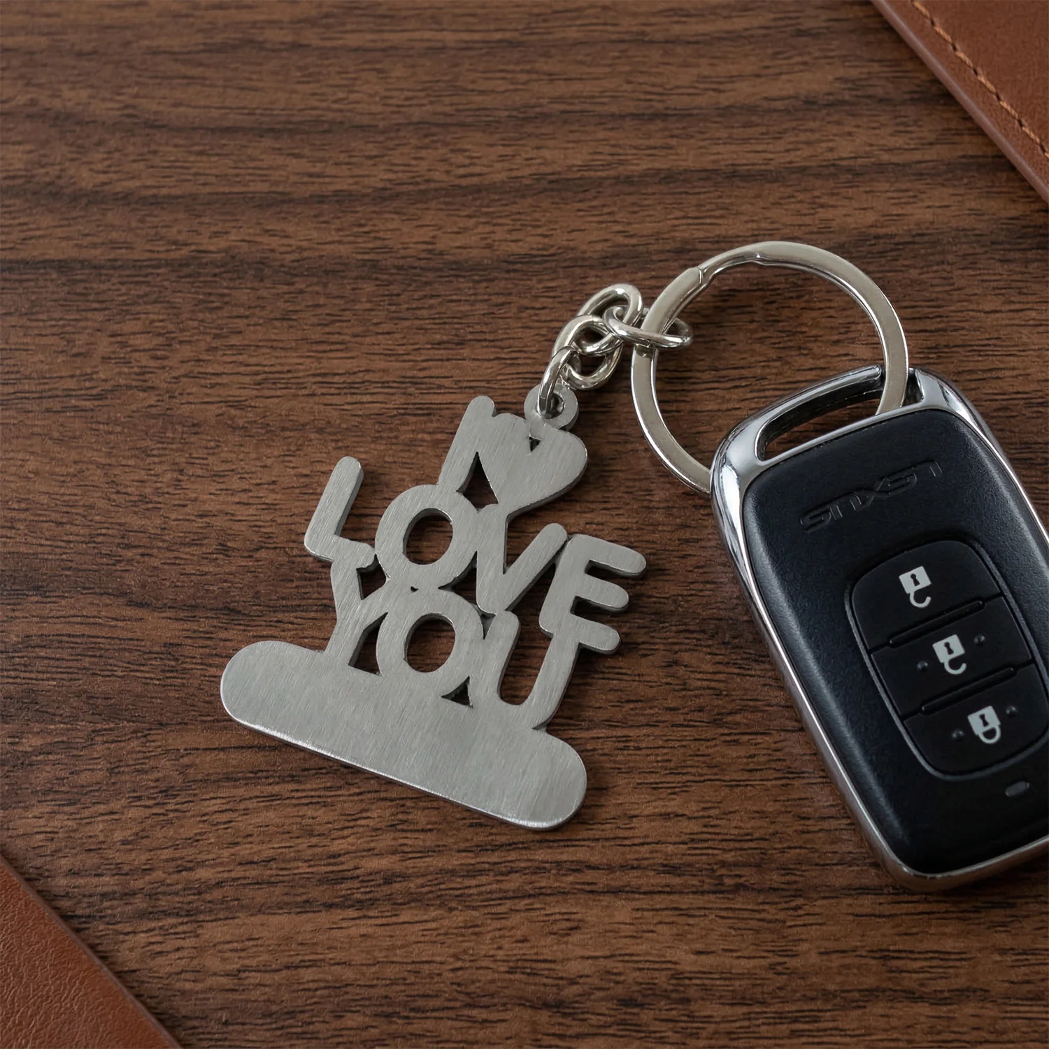 Premium Metal Love You Keychain 1 Pc - Image 4