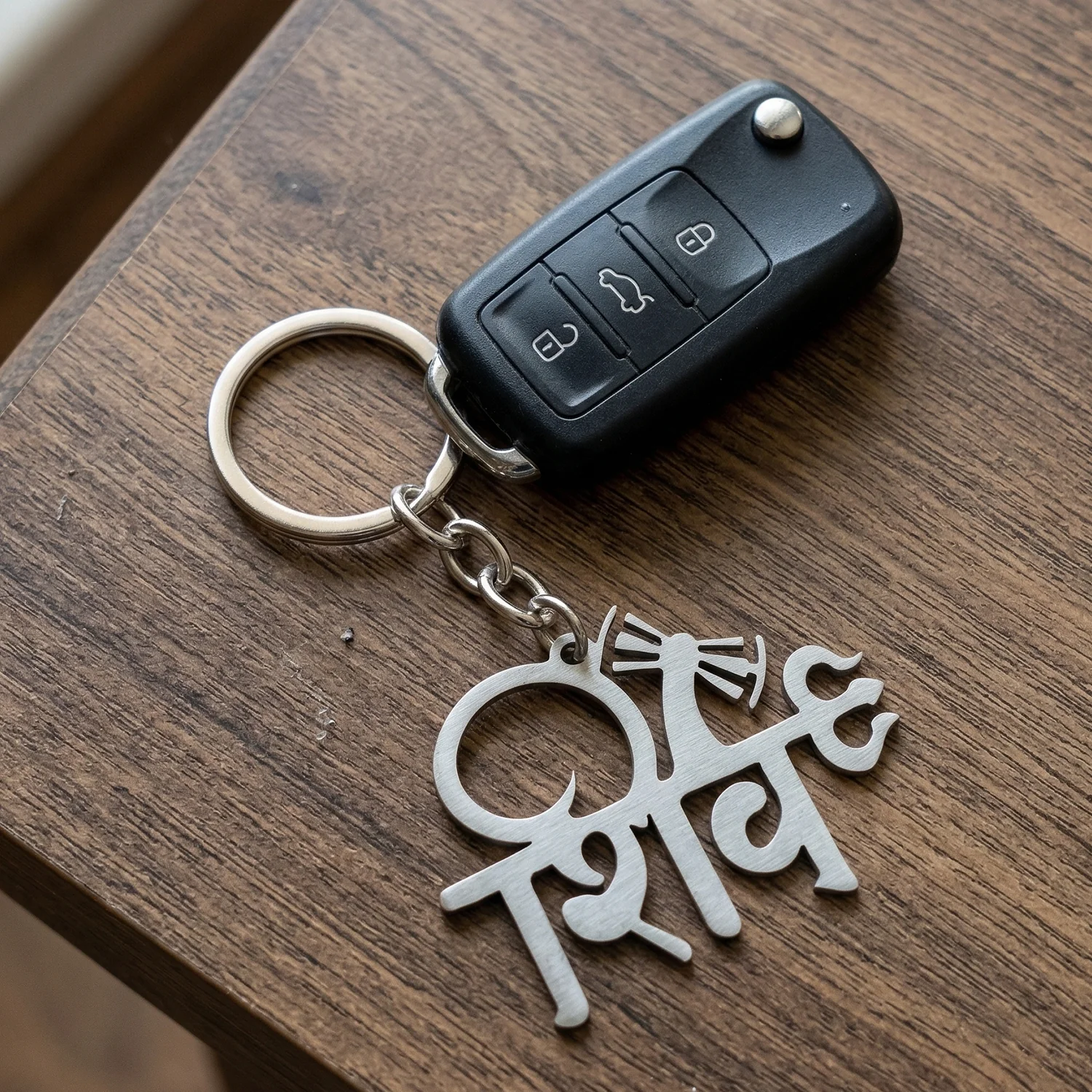 Premium Metal Shiv Design Keychain 1 Pc - Image 3