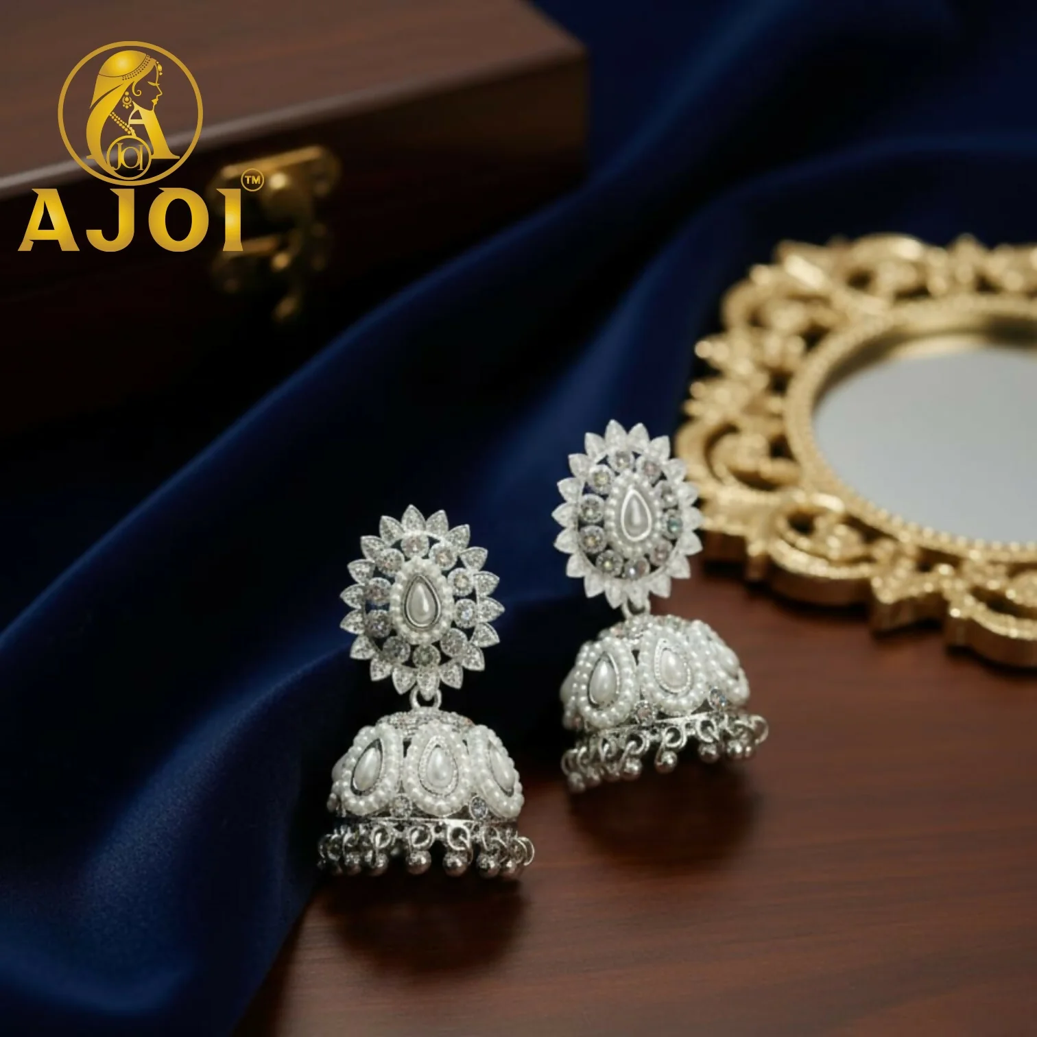 Premium Pearl Radiance Earrings - Image 3
