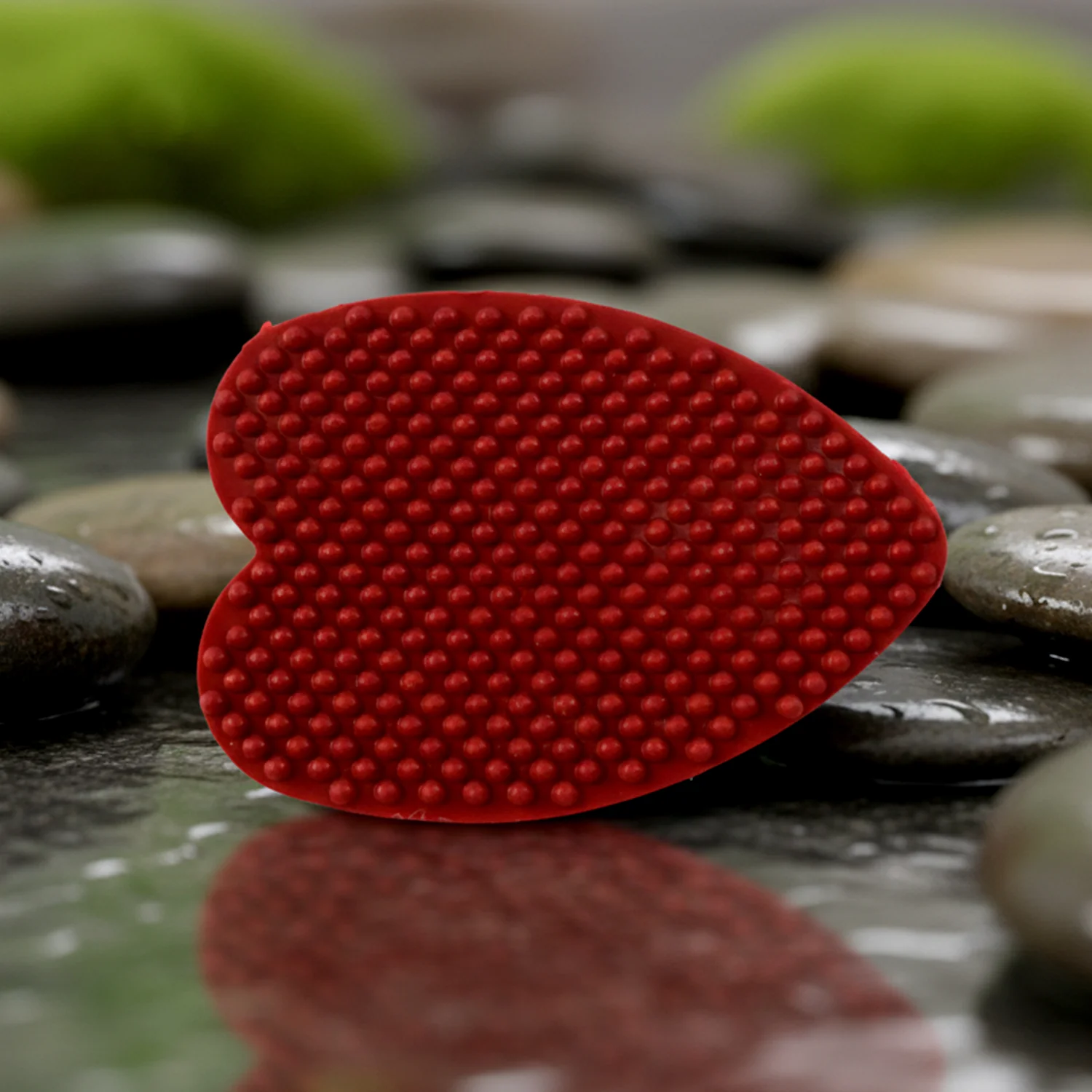 Premium Plastic Pet Bath Brush Soft Grooming Scrubber (1 Pc) - Image 7