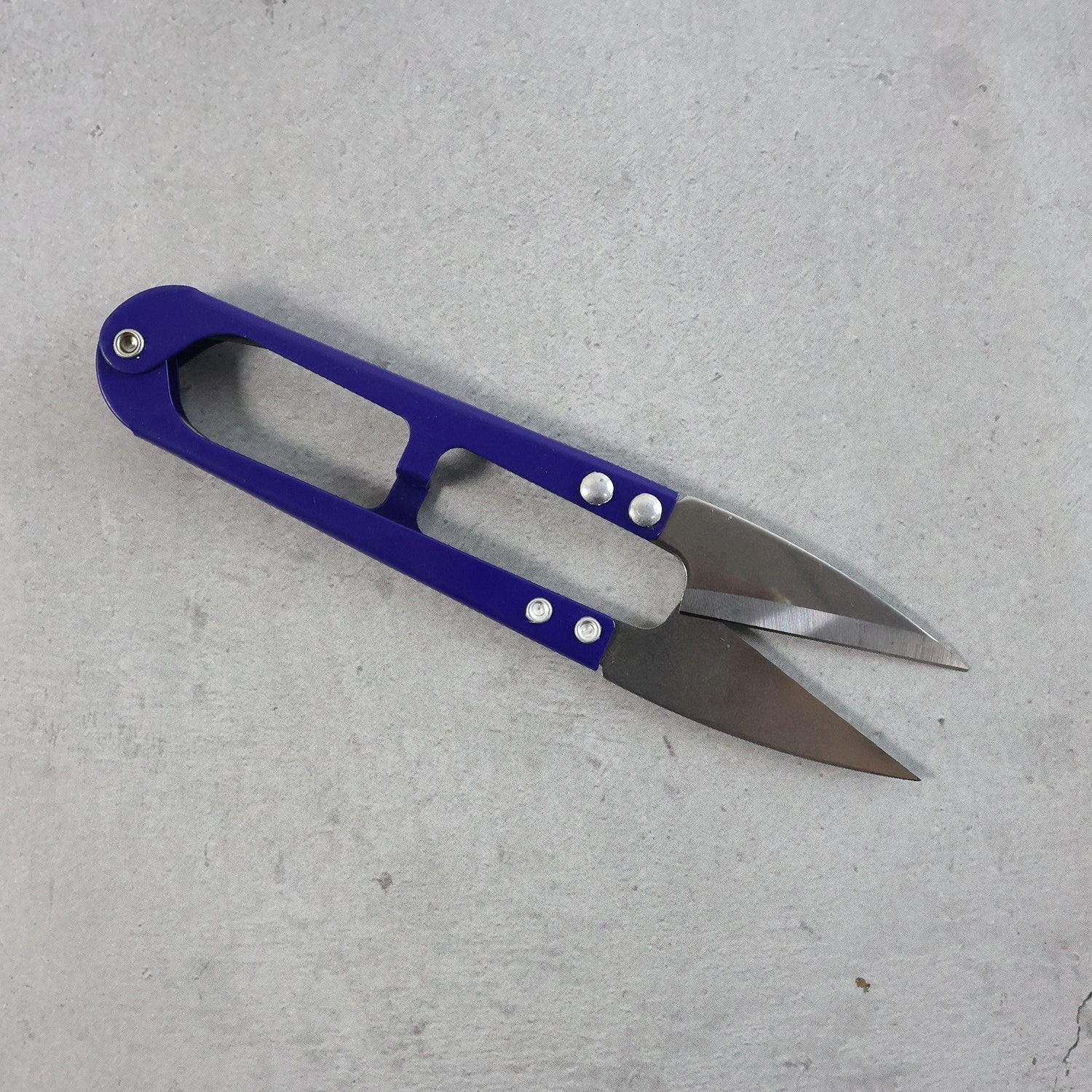 Premium Sewing Scissors with Ergonomic Handle (1 Pc) - Image 3