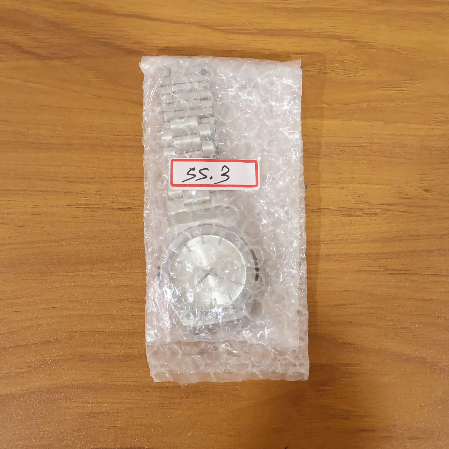 Premium Silver Analog Wrist Watch with Elegant Dial & Metal Strap - Image 7