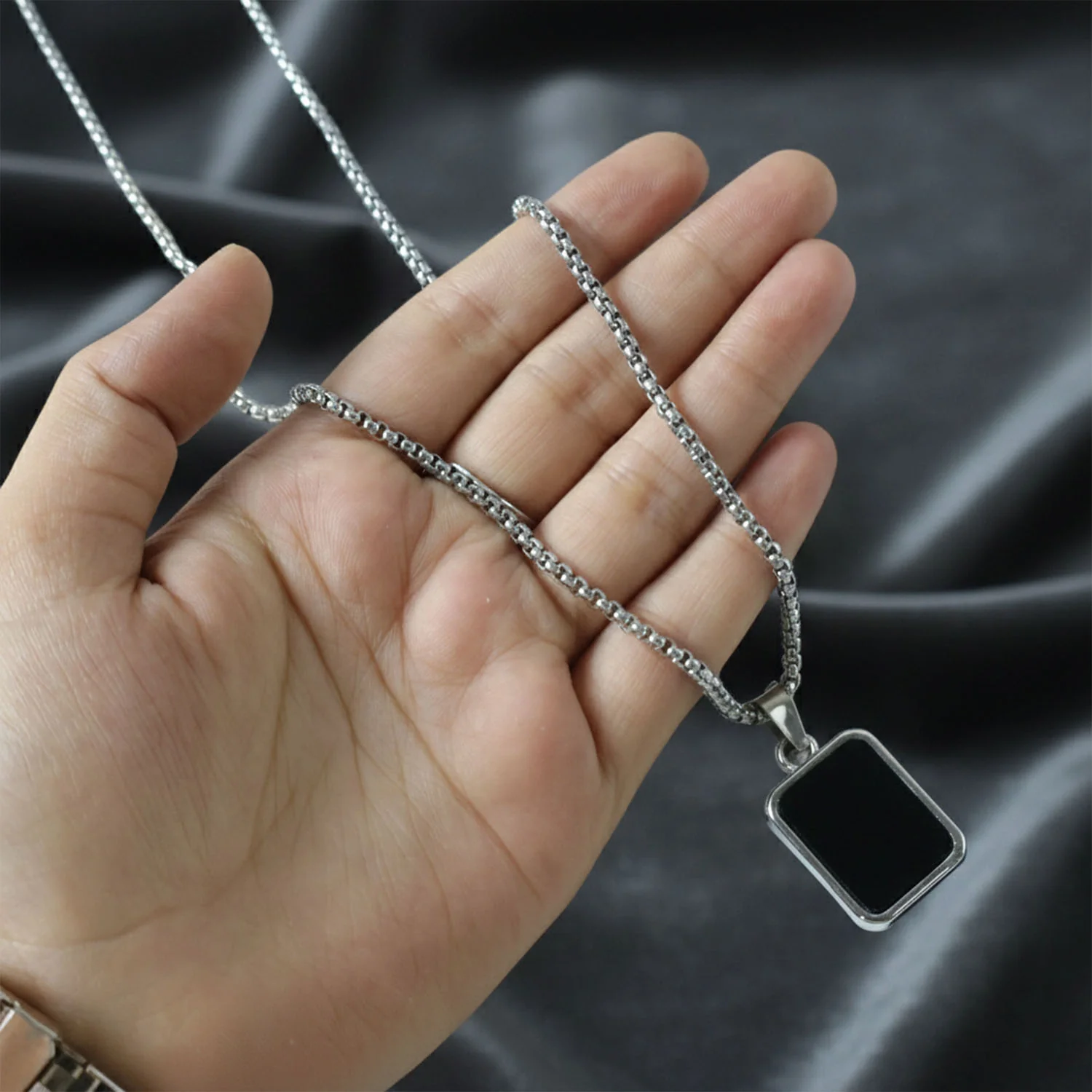 Premium Stainless-Steel Men’s Fashion Pendant Chain (1 Pc) - Image 5
