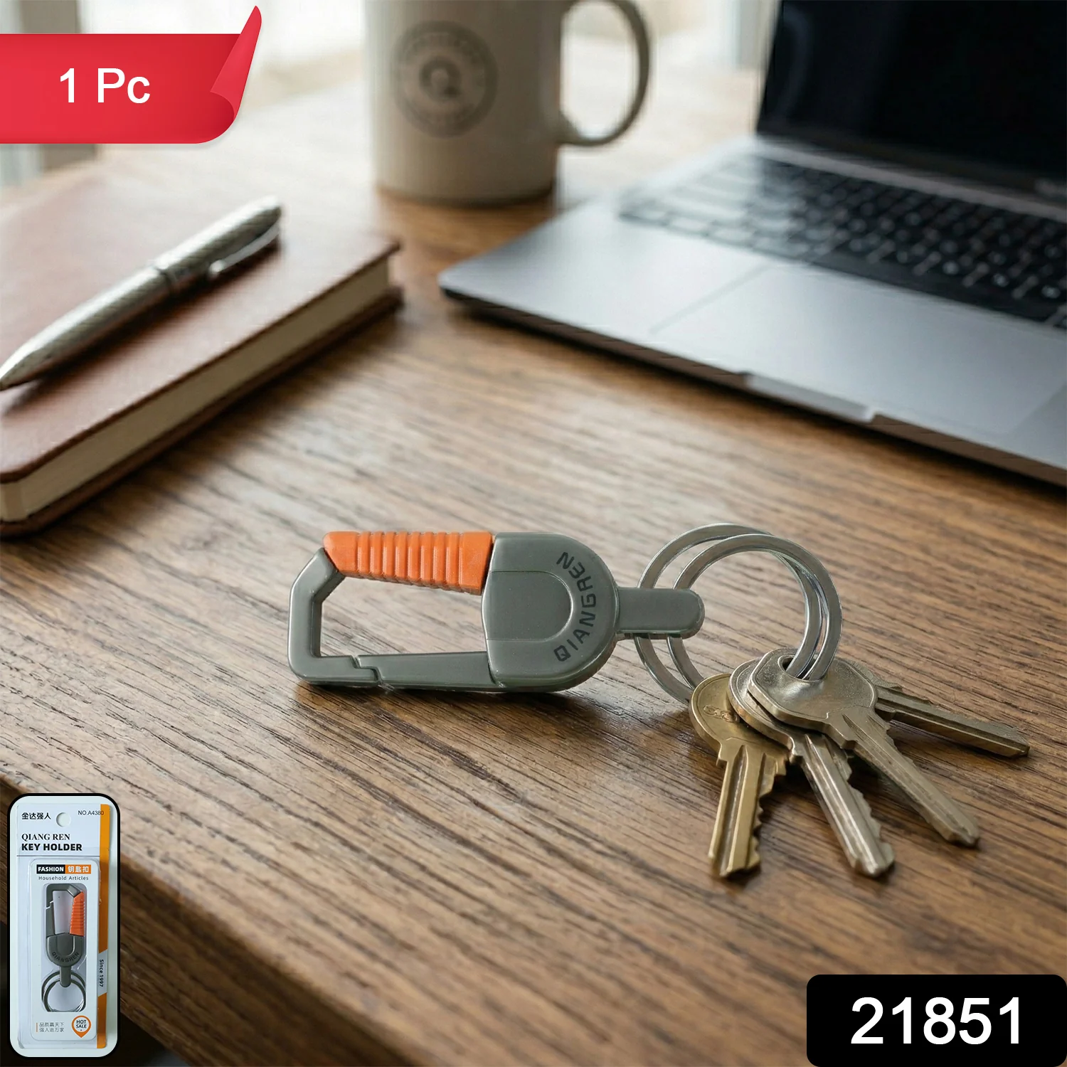 Premium Stylish Metal Key Holder with Safety Lock Clip Keychain (1 Pc) - Image 2