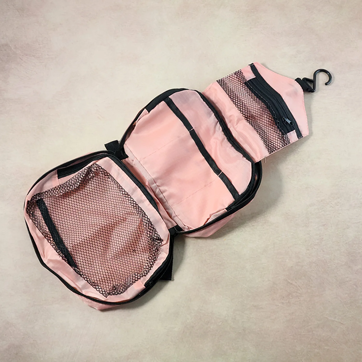 Premium Travel Mate Hanging Toiletry Bag (1 Pc) - Image 7