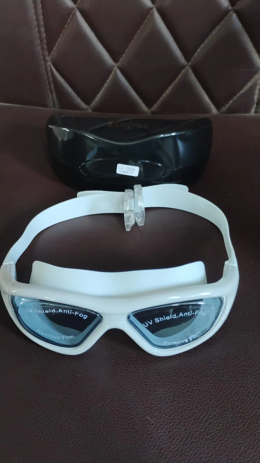 Konex Premium Wide Vision Swimming Goggles With protective hard case (1 Pc) - Image 8