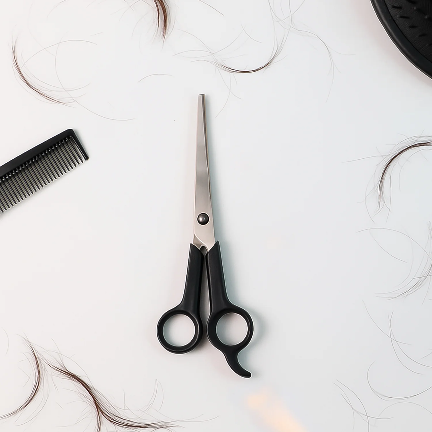 Professional Hair Cutting Scissors - (1 Pc) - Image 4