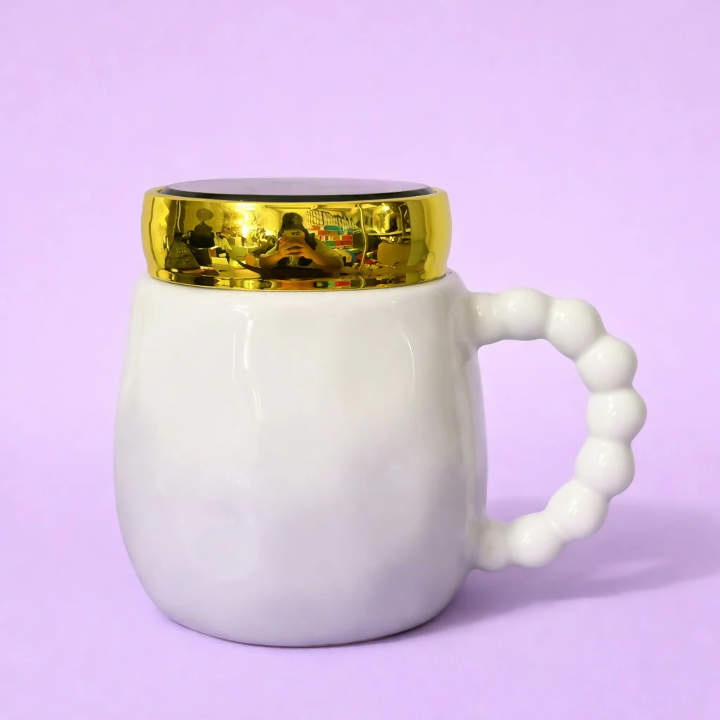 Queen Ceramic Mug with Lid & Beaded Handle Coffee Cup - Image 4