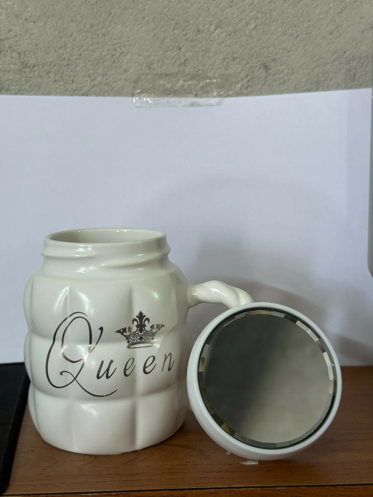 Queen Printed Ceramic Mug with Mirror Base Coffee Cup - Image 5