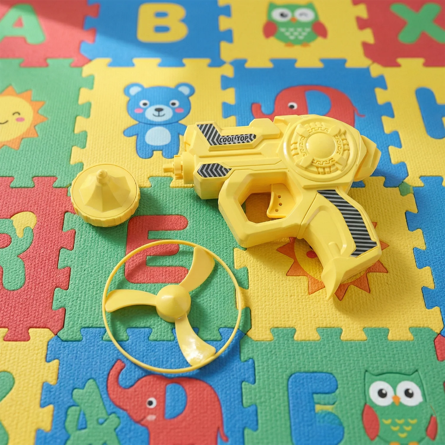 Rapid Rotor Flying Launcher Toy Gun Set 1 Set - Image 7