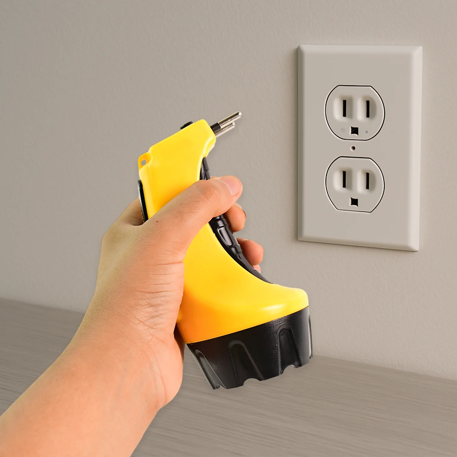 Rechargeable LED Torch Flashlight – High-Power Handheld Emergency Light Built-in Plug - Image 4