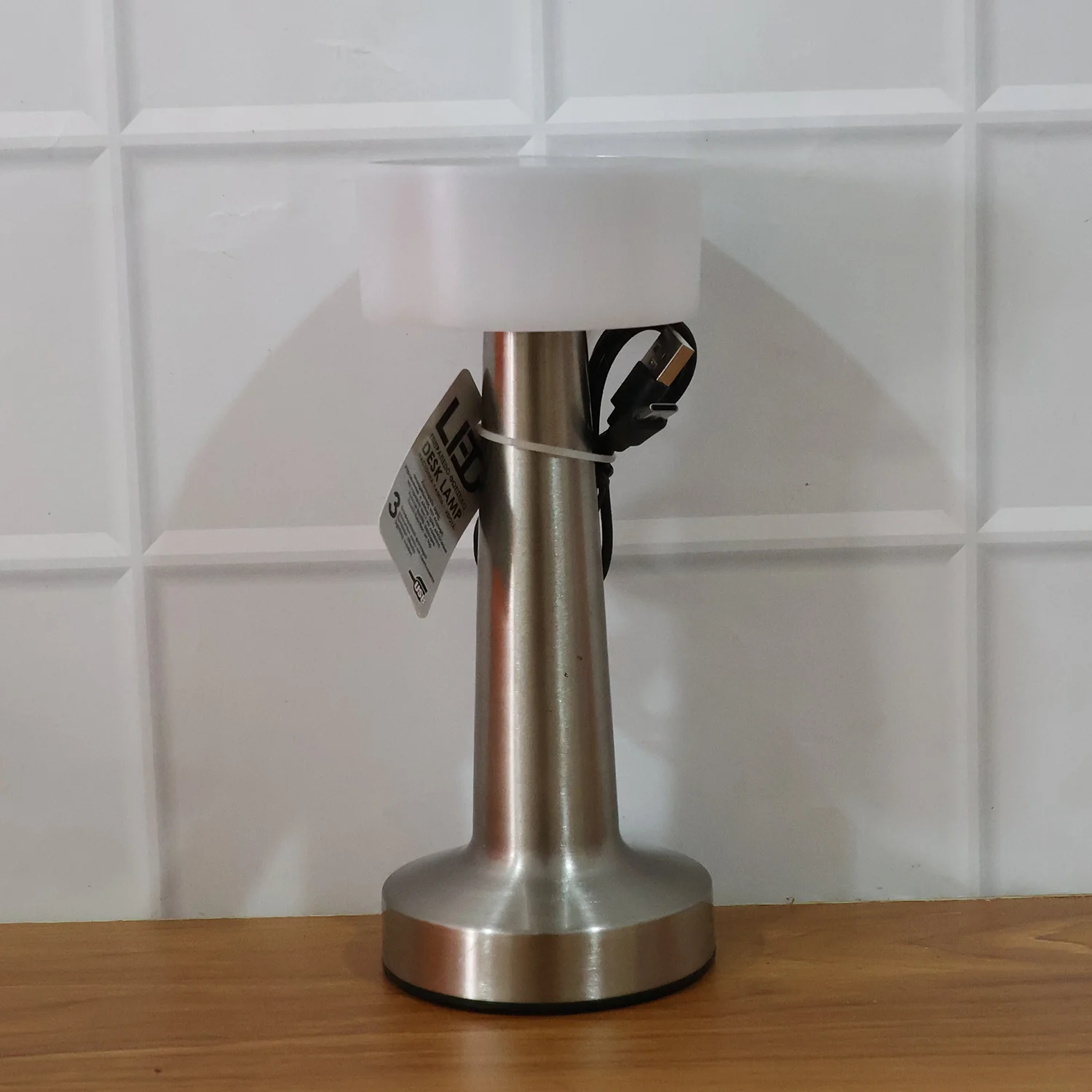 Rechargeable LED Touch Sensor Table Lamp (1 Pc) - Image 8