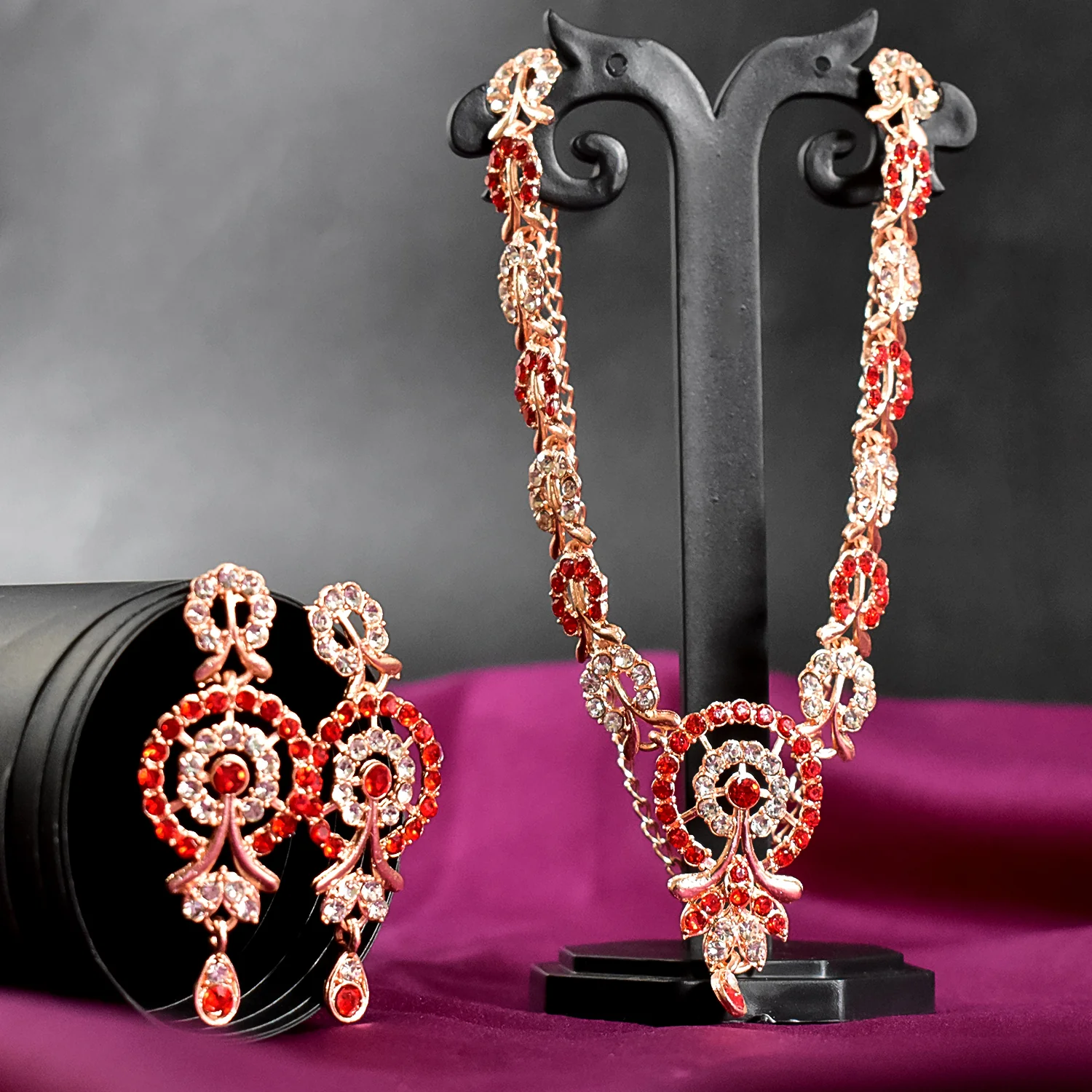 Red & White Diamond Necklace with Earring Set - Image 3