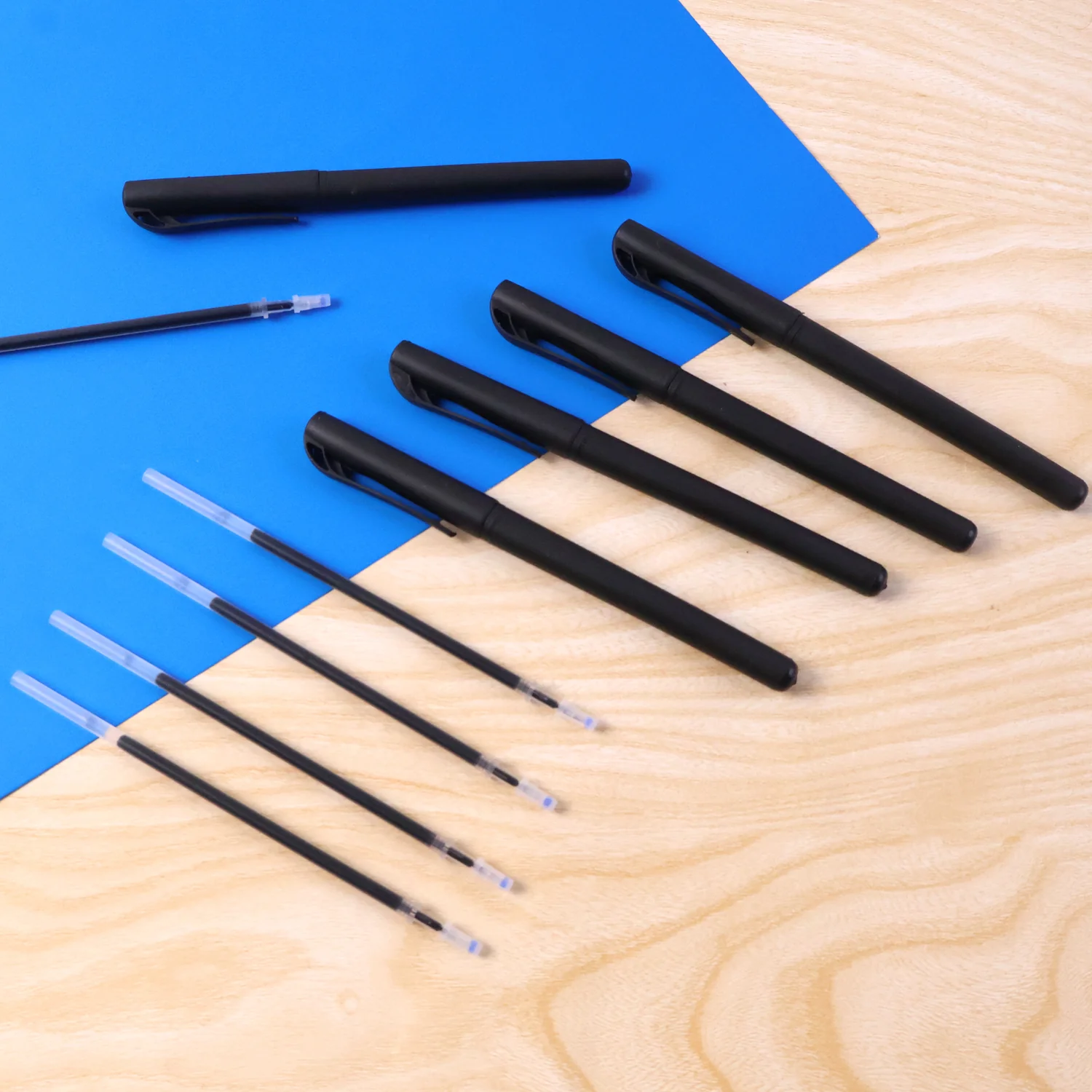 Refillable Black Marker Pen with Extra Ink Refills 20 pieces (1 Set) - Image 3