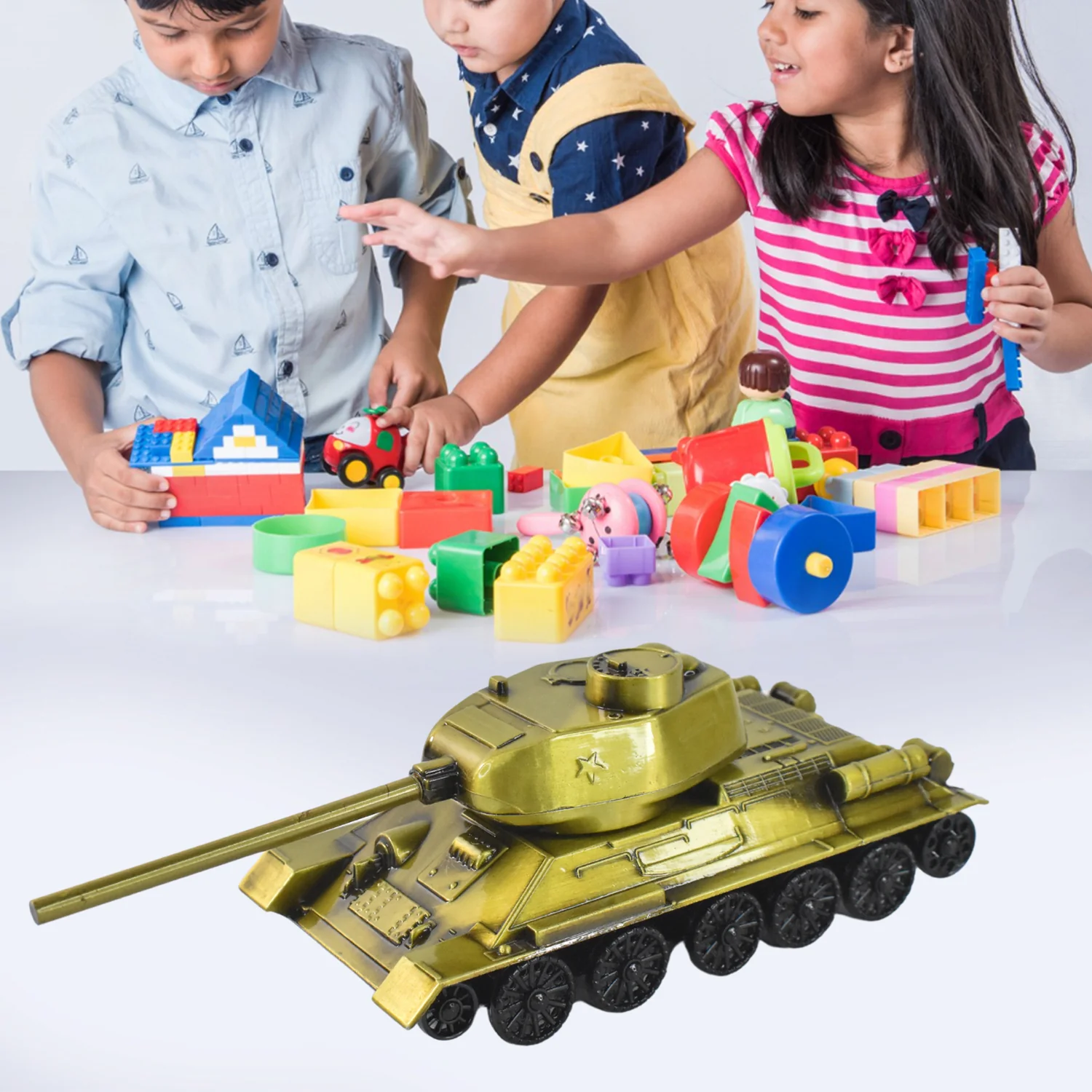 Retro Iron Art Tank Model,  Desktop Decorations for Office Living Room - Image 6