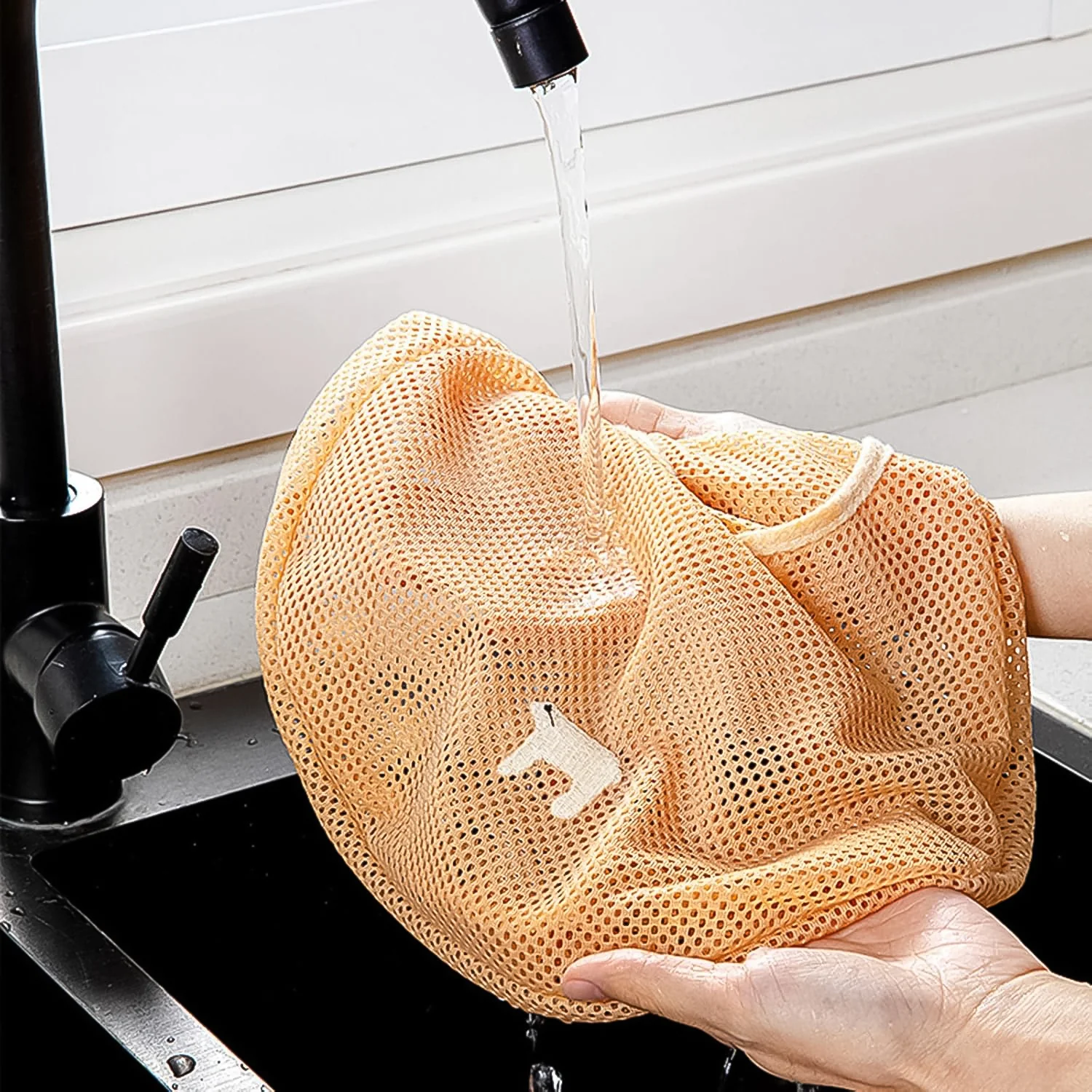 Reusable Mesh Grocery Bag with Handle (1 Pc) - Image 4