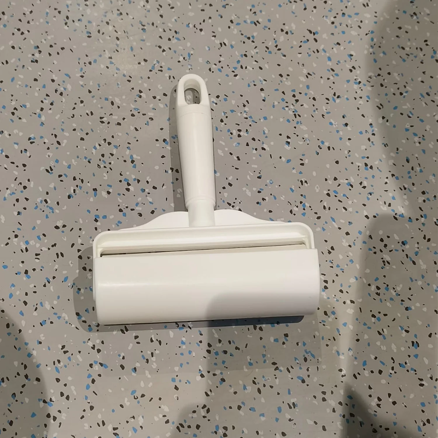 Reusable Pet Hair & Lint Remover Roller - (1 Pc / 23 × 17 cm) - Image 10