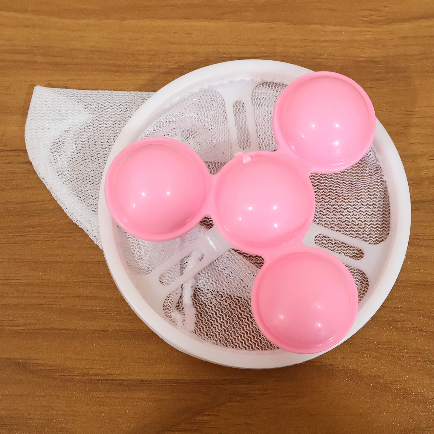 Reusable Washing Machine Lint Catcher Mesh Bag (1 Pc) - Image 9