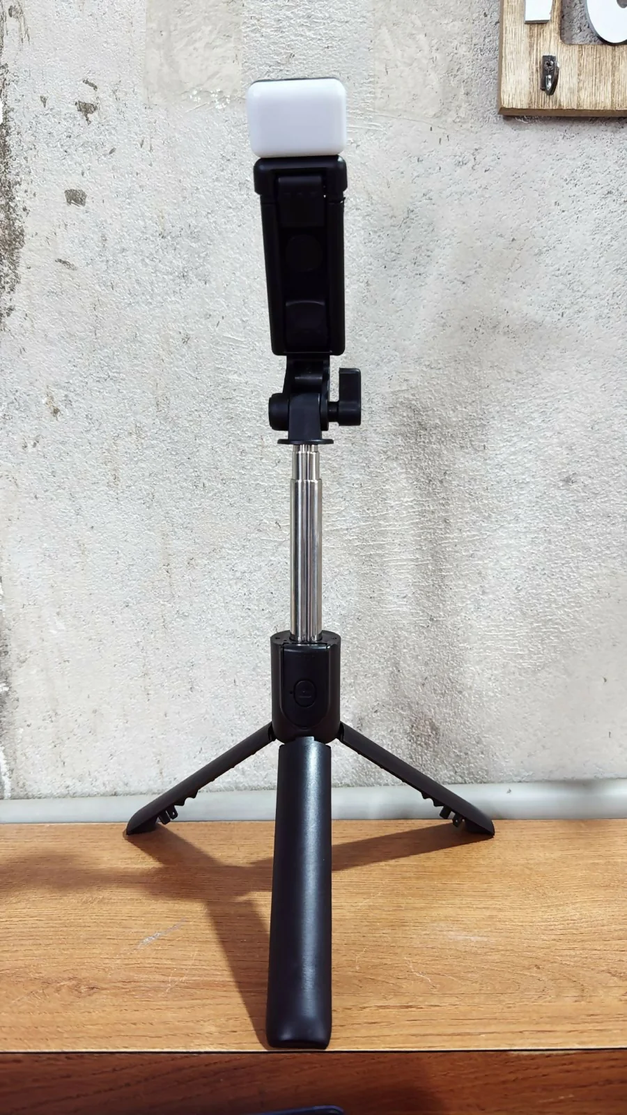 RLS 3-in-1 Selfie Stick Tripod with Detachable Wireless Remote & LED Fill Light for Smartphones – Extendable Portable Selfie Stick Stand with Adjustable Phone Holder for Selfies, Vlogging, Video Calls & Travel - Image 4