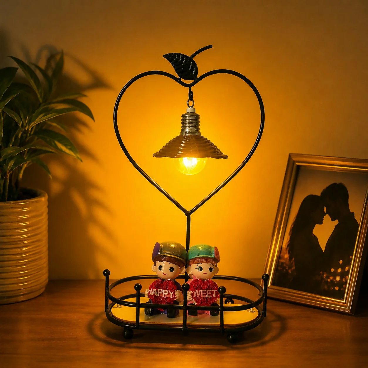 Romantic Couple Table Lamp Showpiece for Bedroom & Home Decor - Image 3