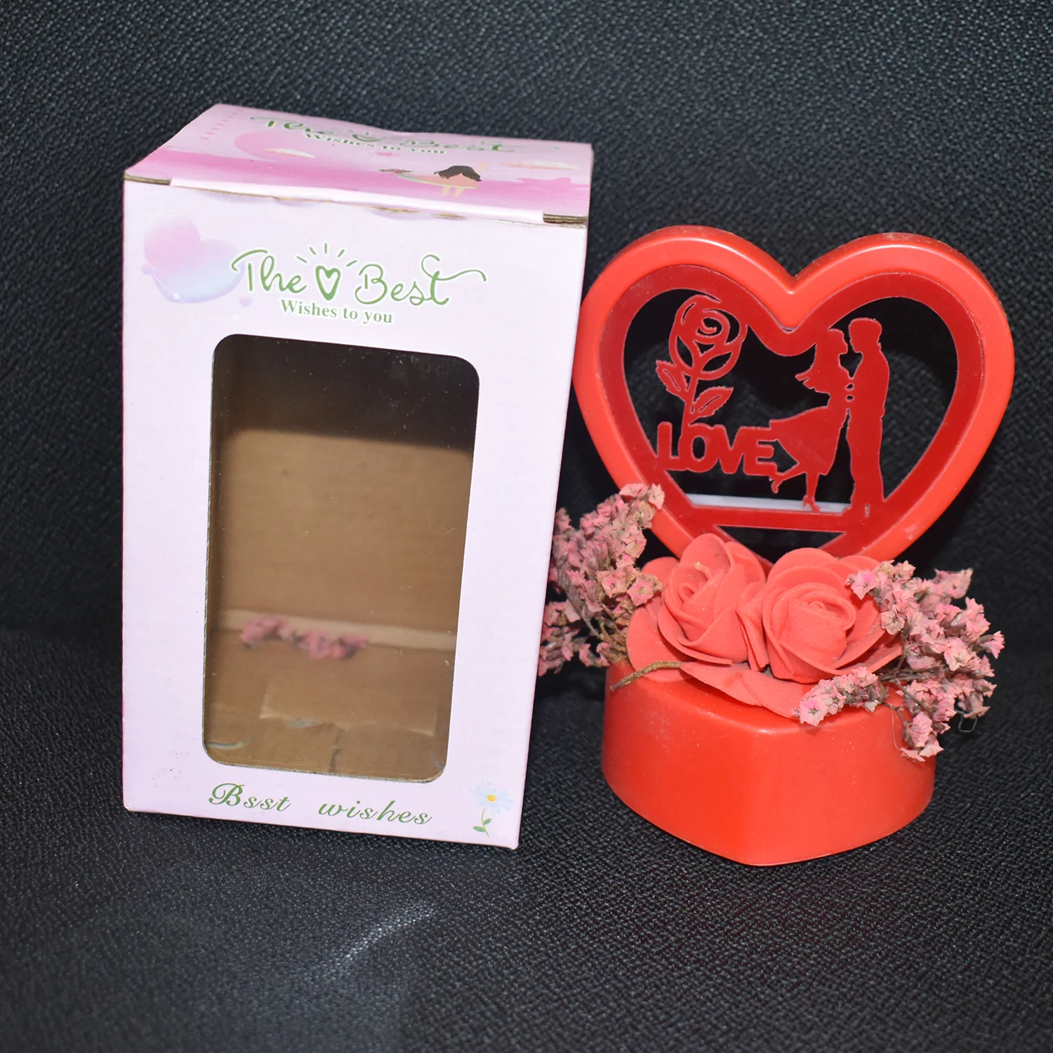 Romantic Heart-Shaped Love Couple Decorative Showpiece with Rose Base (1 Pc) - Image 8