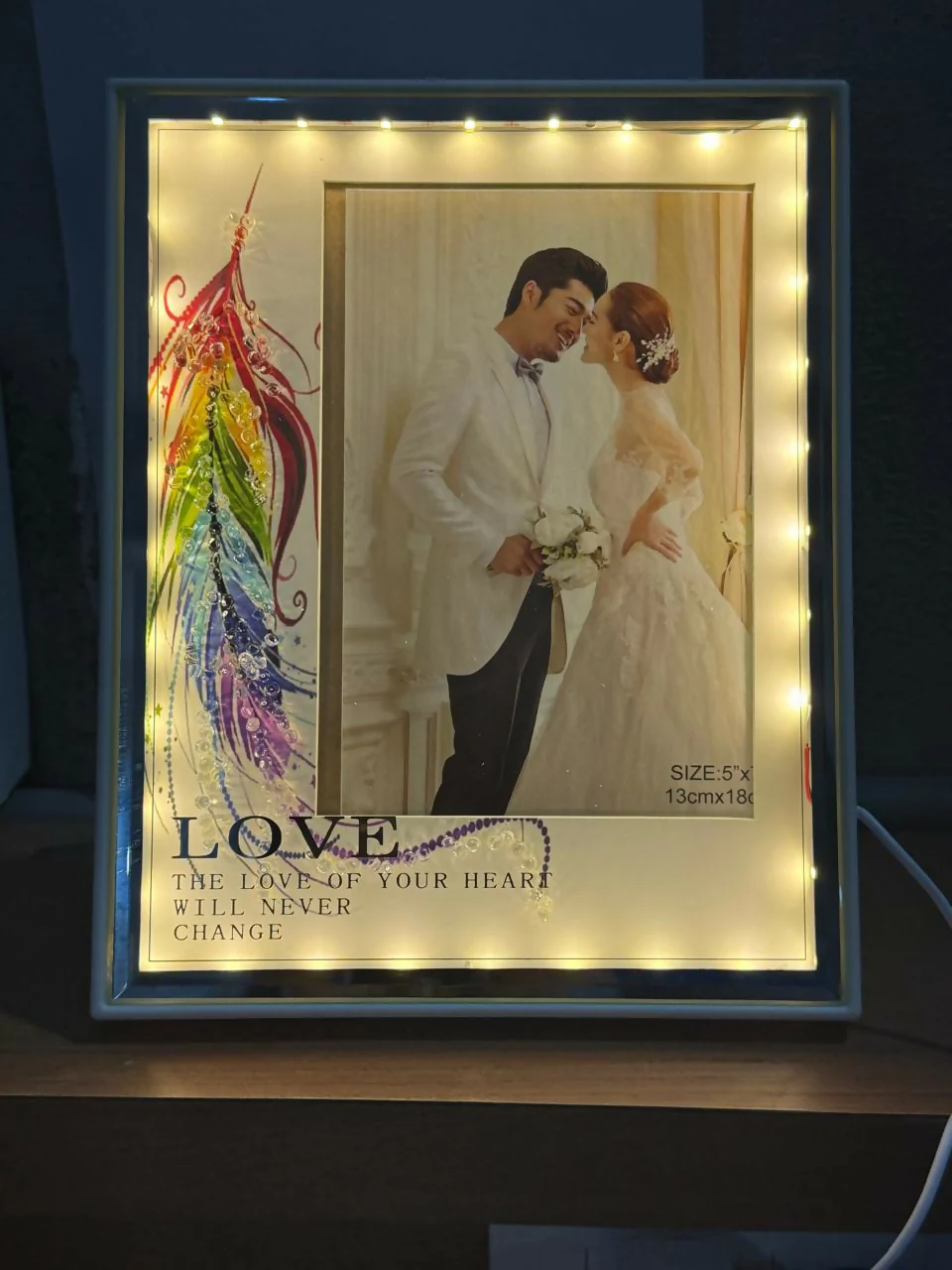 Romantic LED Love Photo Frame with Rainbow Feather Design | Warm Light Illuminated Couple Picture Frame for Anniversary, Wedding & Valentine Gifting | USB Powered Tabletop Decorative Photo Lamp for Bedroom & Home Decor - Image 5