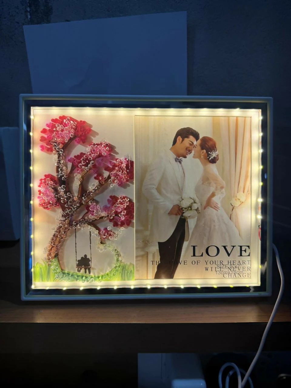 Romantic LED Photo Frame with 3D Tree & Couple Swing Artwork | Warm Light Illuminated Wedding & Anniversary Picture Frame | USB Powered Tabletop Love Lamp for Bedroom, Home Decor & Valentine Gifting - Image 5