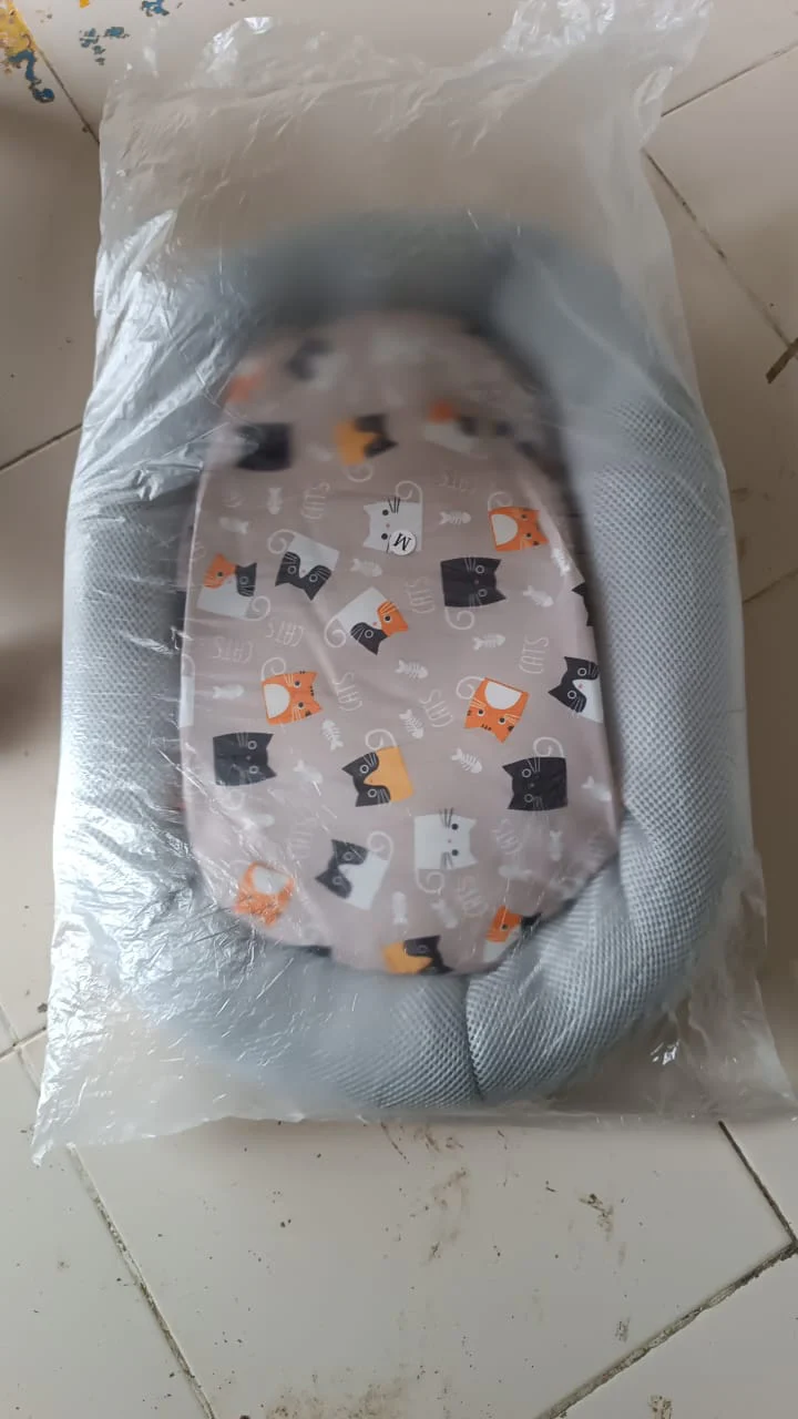 Round Soft Plush Cat Bed with Cartoon Cat Print Cushion  1 Pc - Image 7