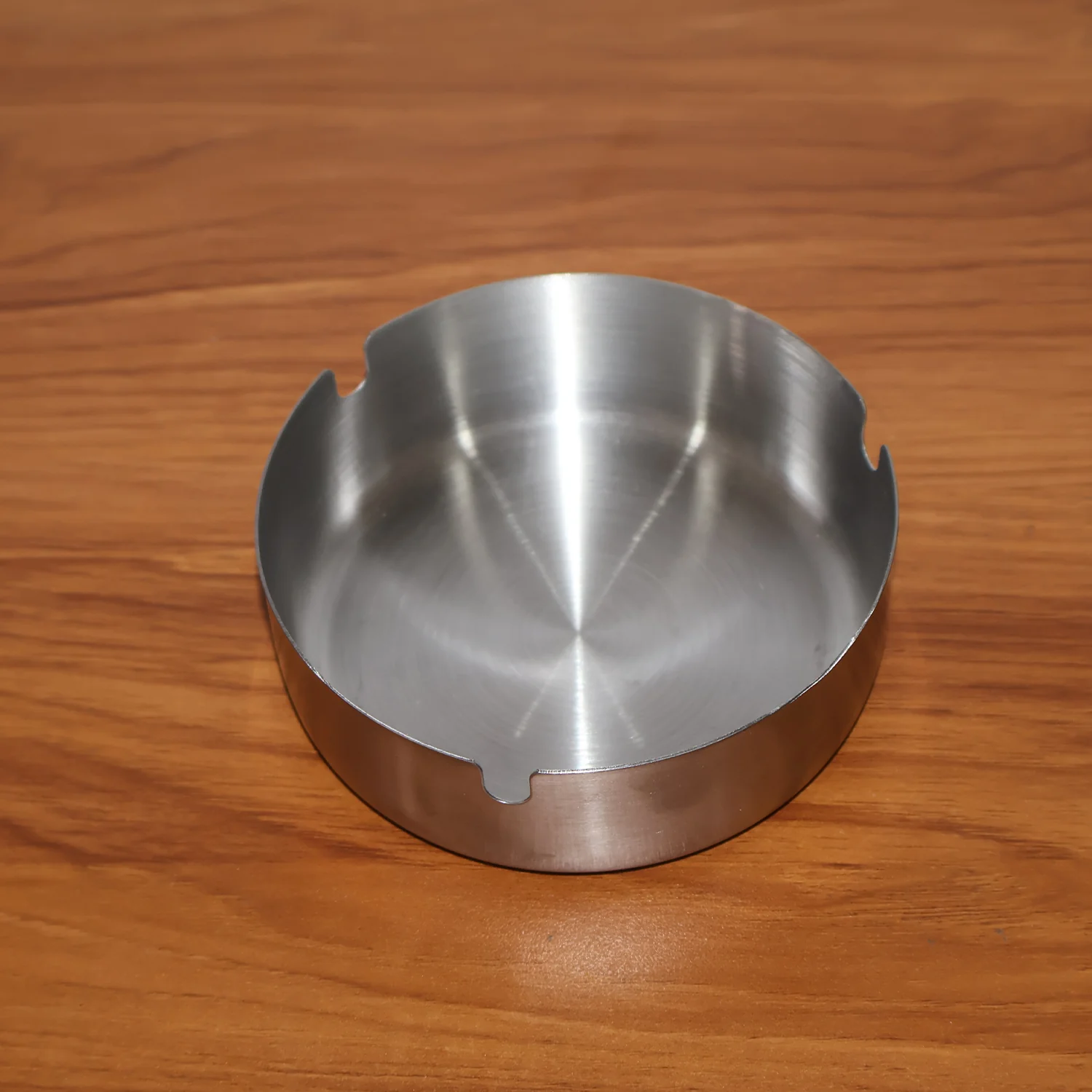 Round Tabletop Cigarette Ashtray with Multiple Rest Slots (1 Pc) - Image 3