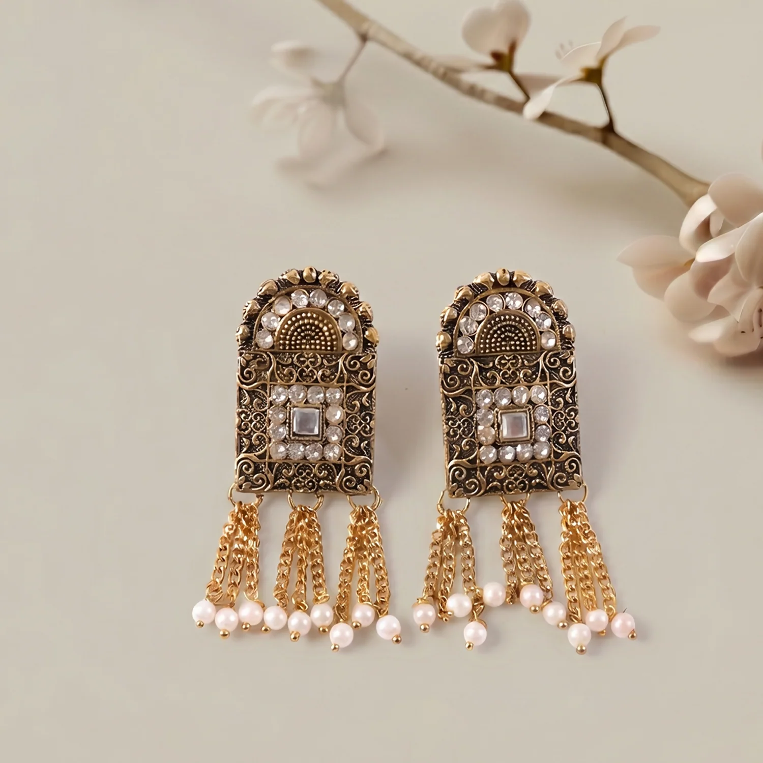 Royal Gold and Pearl Necklace Set with Detailed Pendant and Earrings for Traditional Wear - Image 4