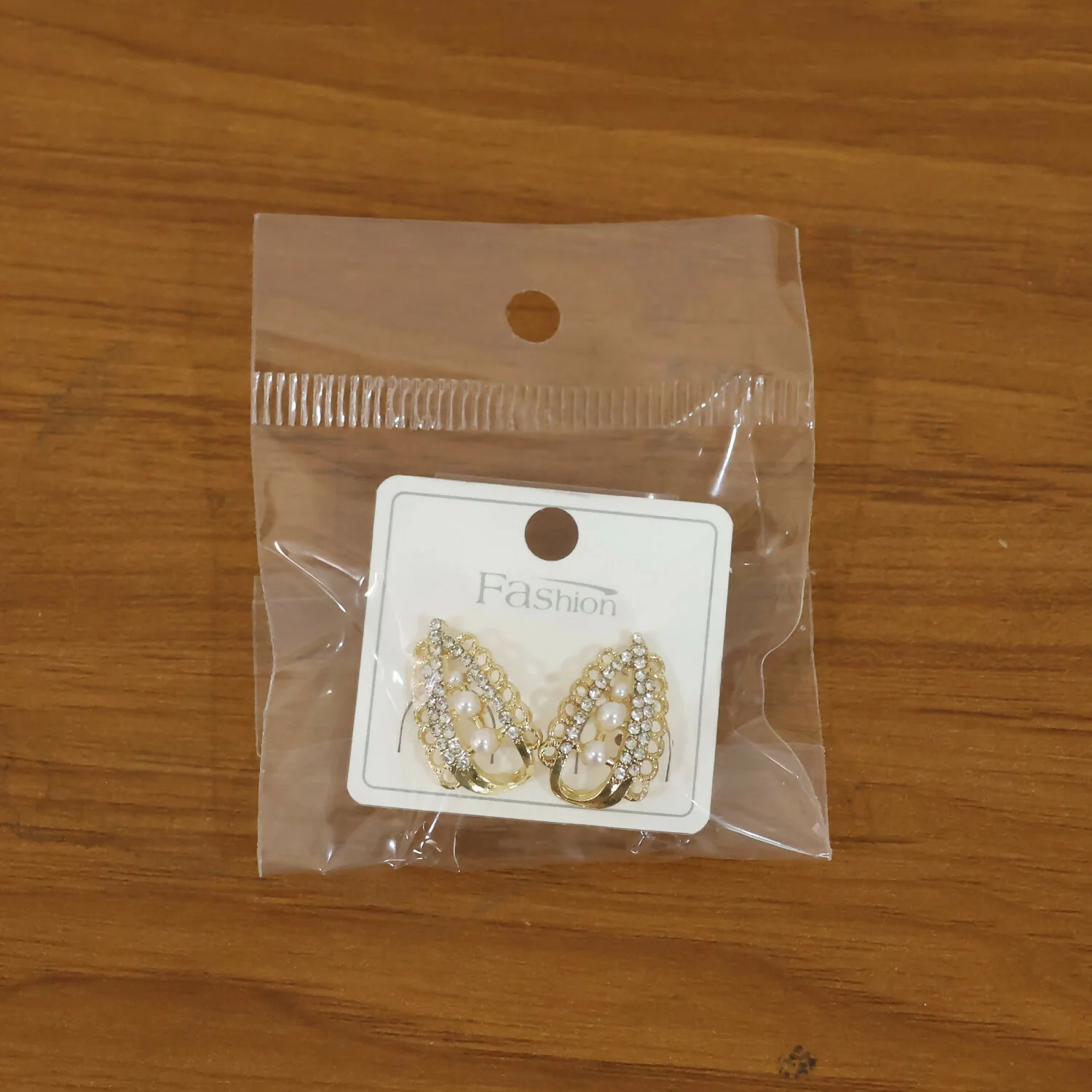 Royal Korean Crystal Arch & Triple Pearl Stud Earrings For Women And Girls - Image 7