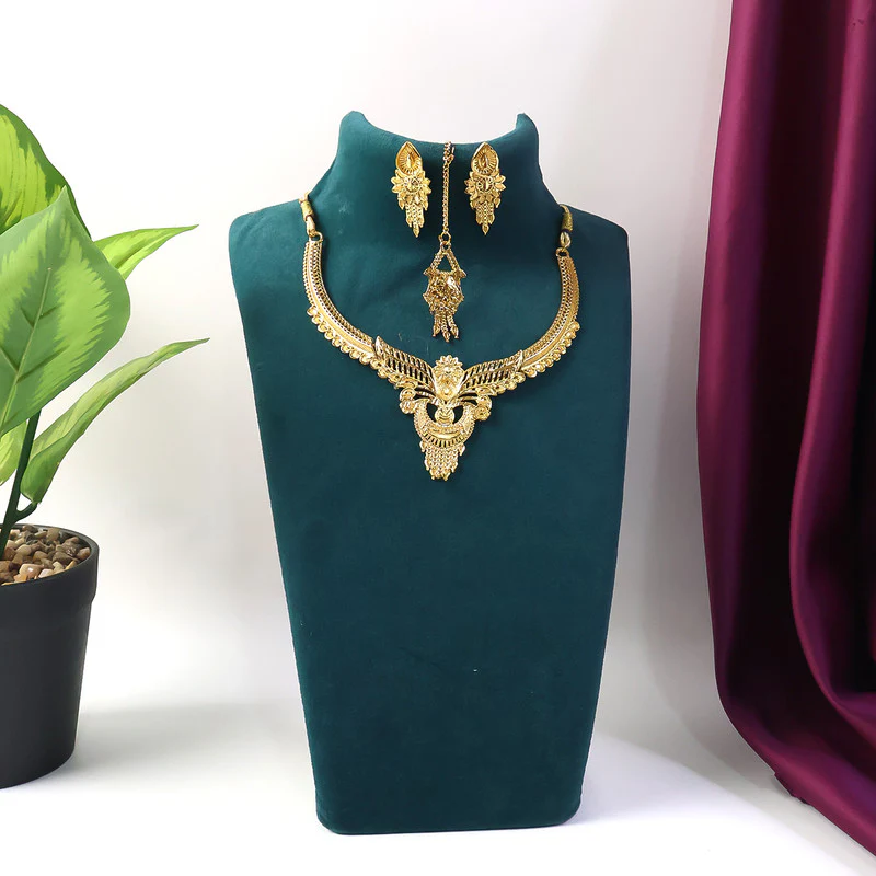 Royal Leaf Crest Choker Necklace Set – Traditional Jewellery for Weddings & Festivals - Image 5