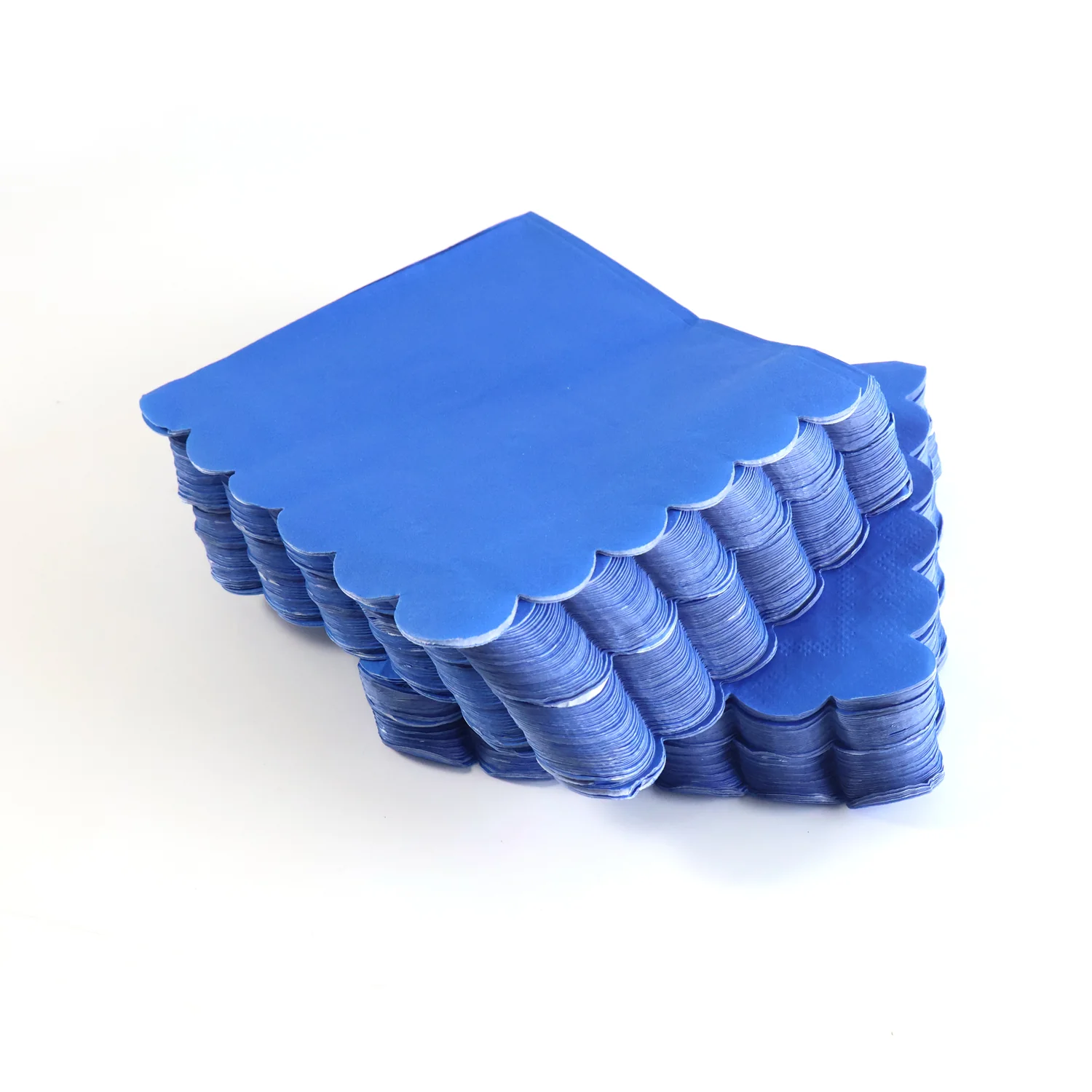 Royal Scalloped Disposable Paper Napkins (23 x 23 Cm / Approx 120 Pc) - Image 5