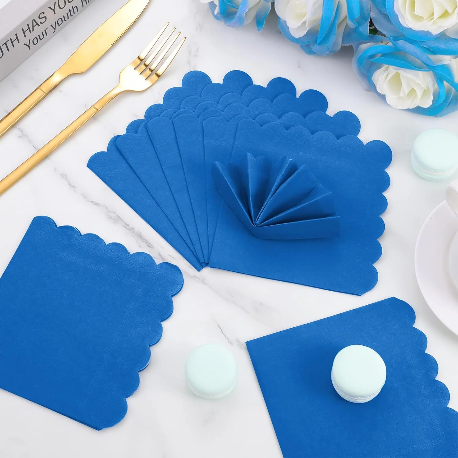 Royal Scalloped Disposable Paper Napkins (23 x 23 Cm / Approx 120 Pc) - Image 6