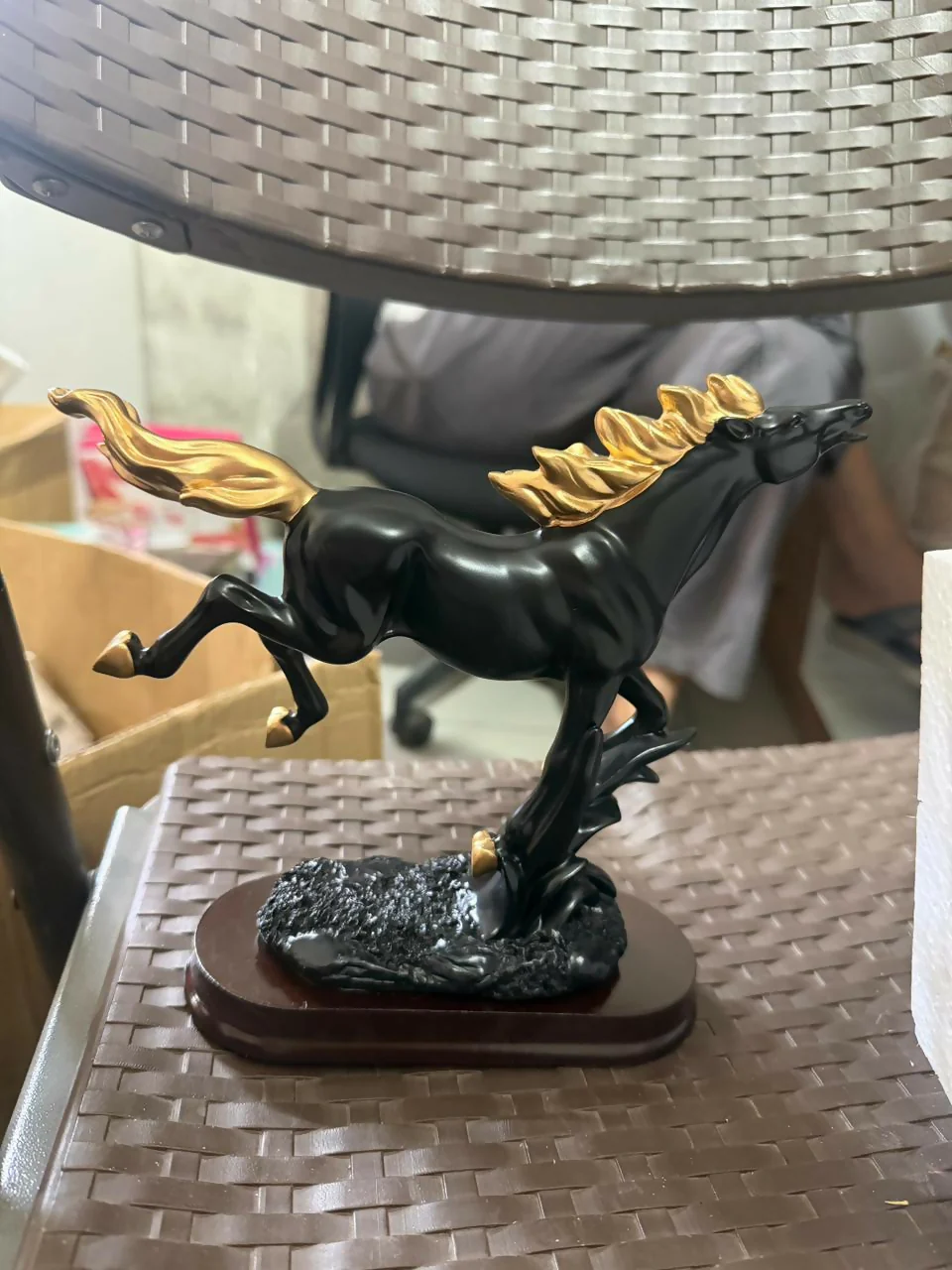 Running Horse Showpiece Statue for Home Decor Tabletop - Image 5