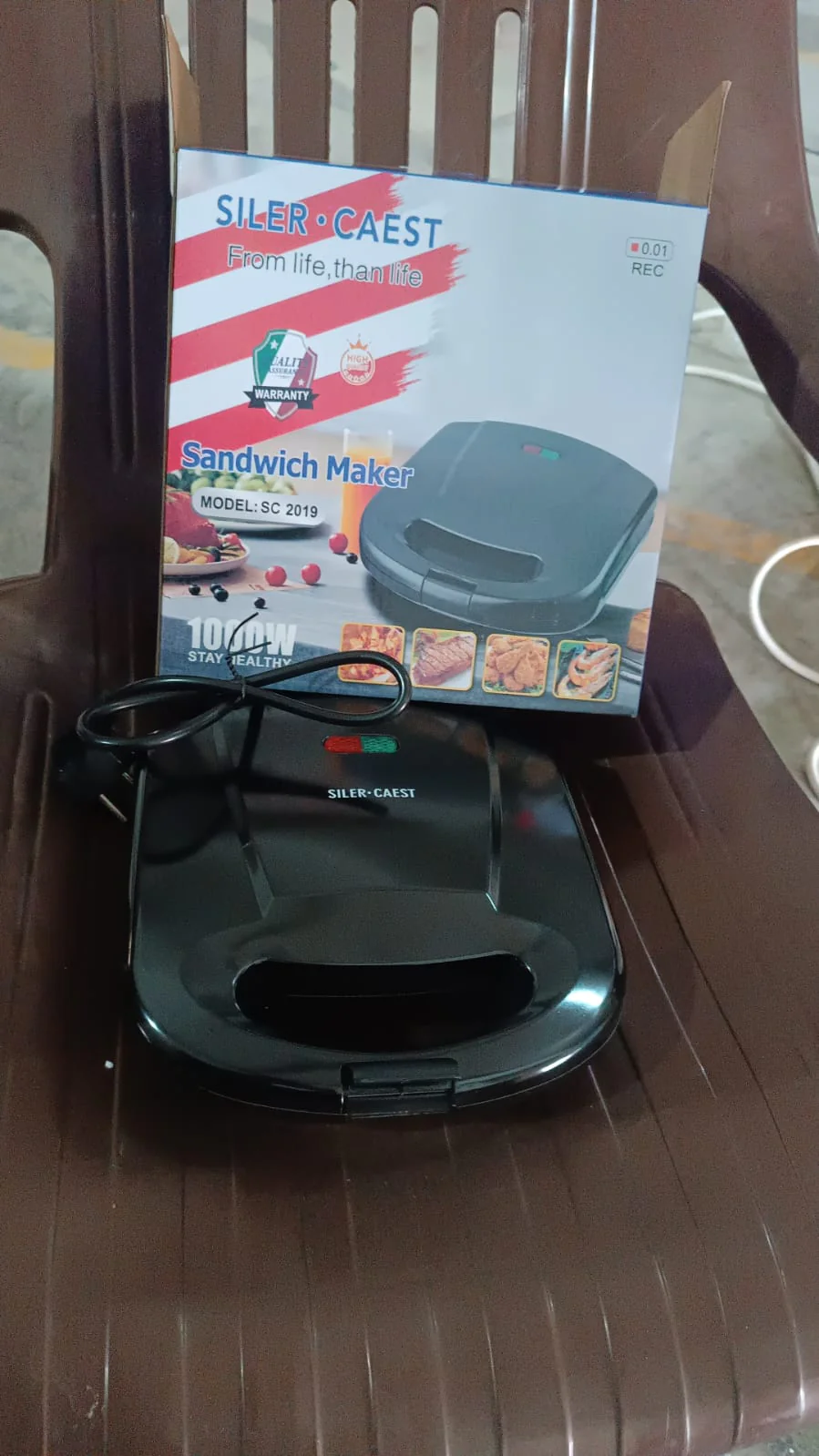 Sandwich Maker – Makes 2 Square Sandwiches, Non-Stick Plates, Easy to Clean - Image 7