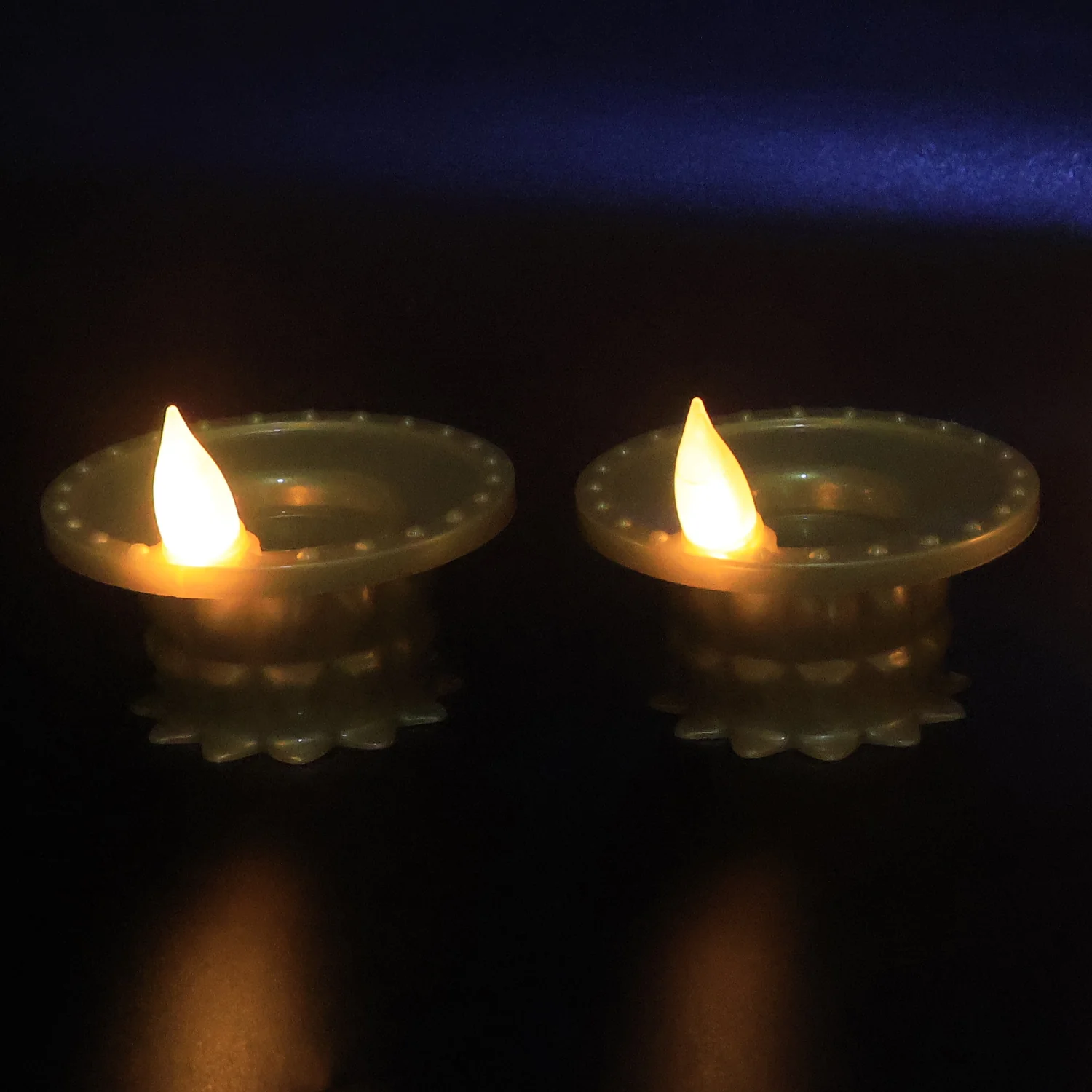 Set of 12 Water Sensor LED Golden Diyas - Image 6
