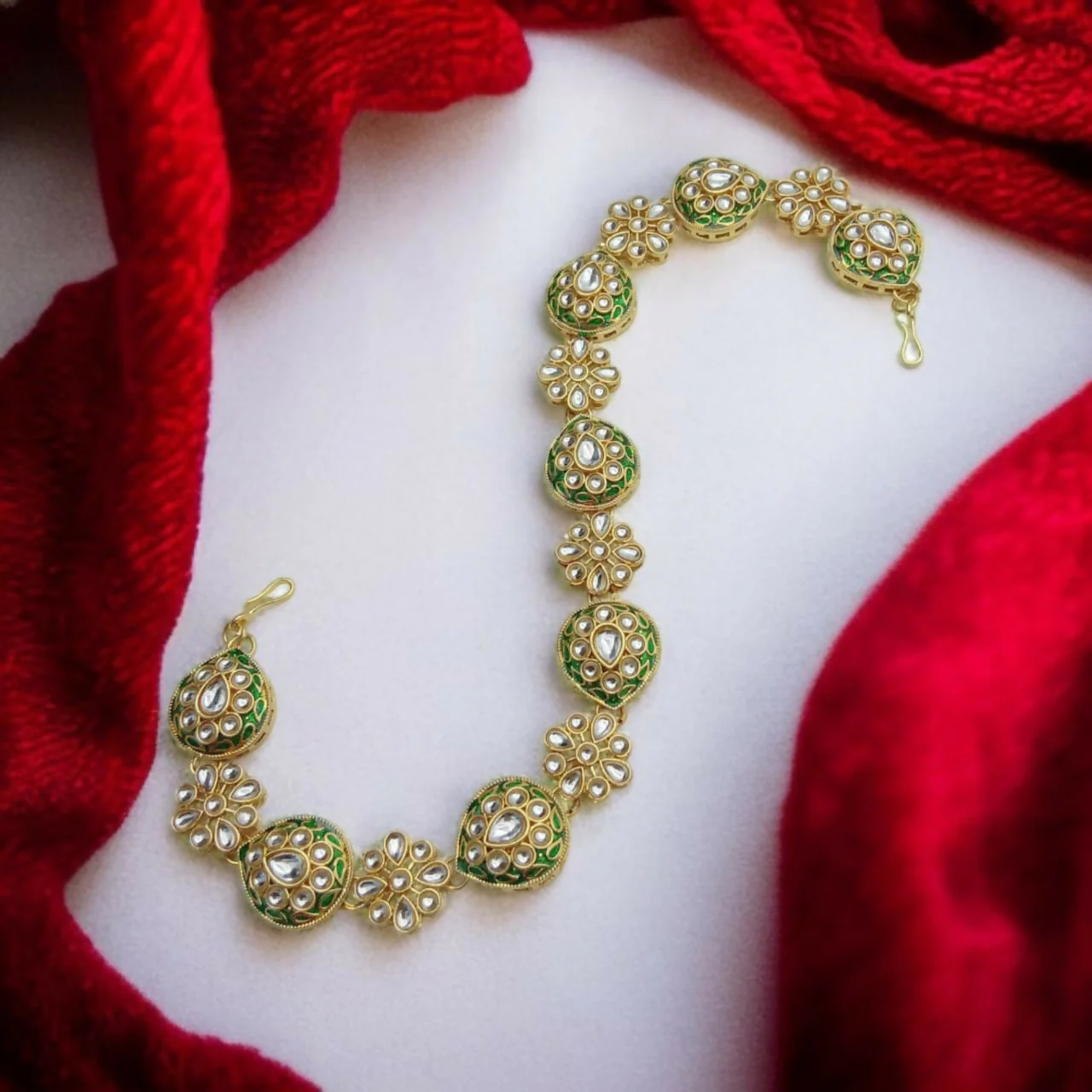 Meenakari & Kundan Gold-Toned Shishful Headband - Image 2