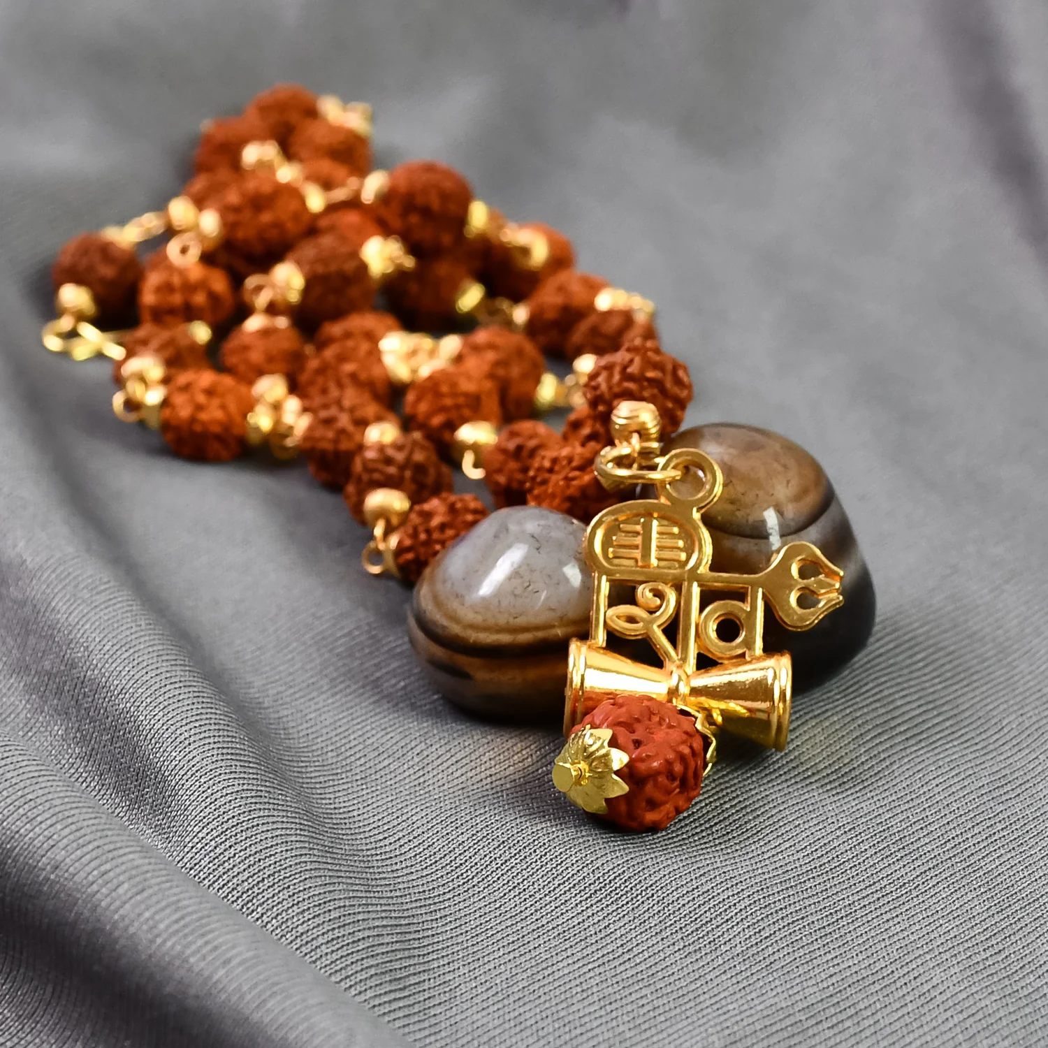 Shiv Pendant with Rudraksha Mala: Divine Energy and Spiritual Strength - Image 5