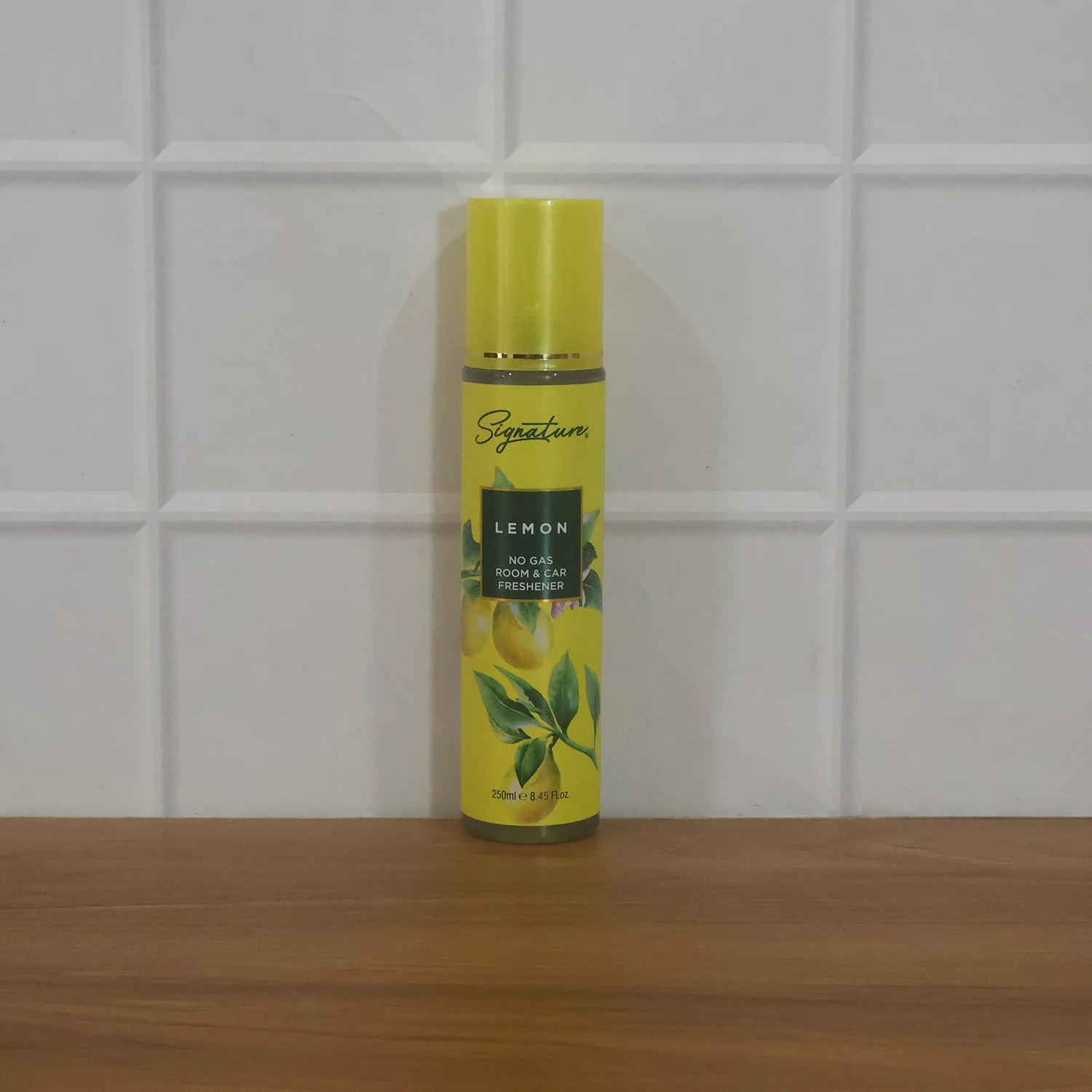 Signature Lemon Room & Car Freshener Spray 250 ML - Image 10