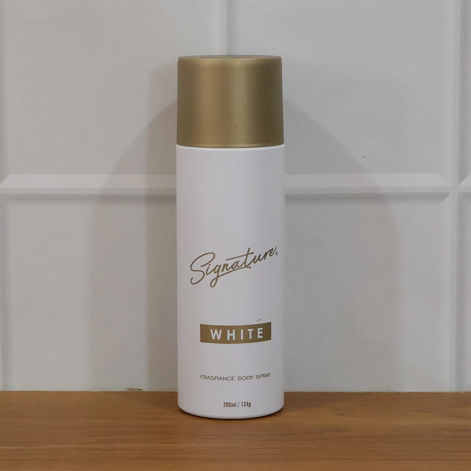 Signature Premium White Fragrance Body Spray 200 ML - Image 7