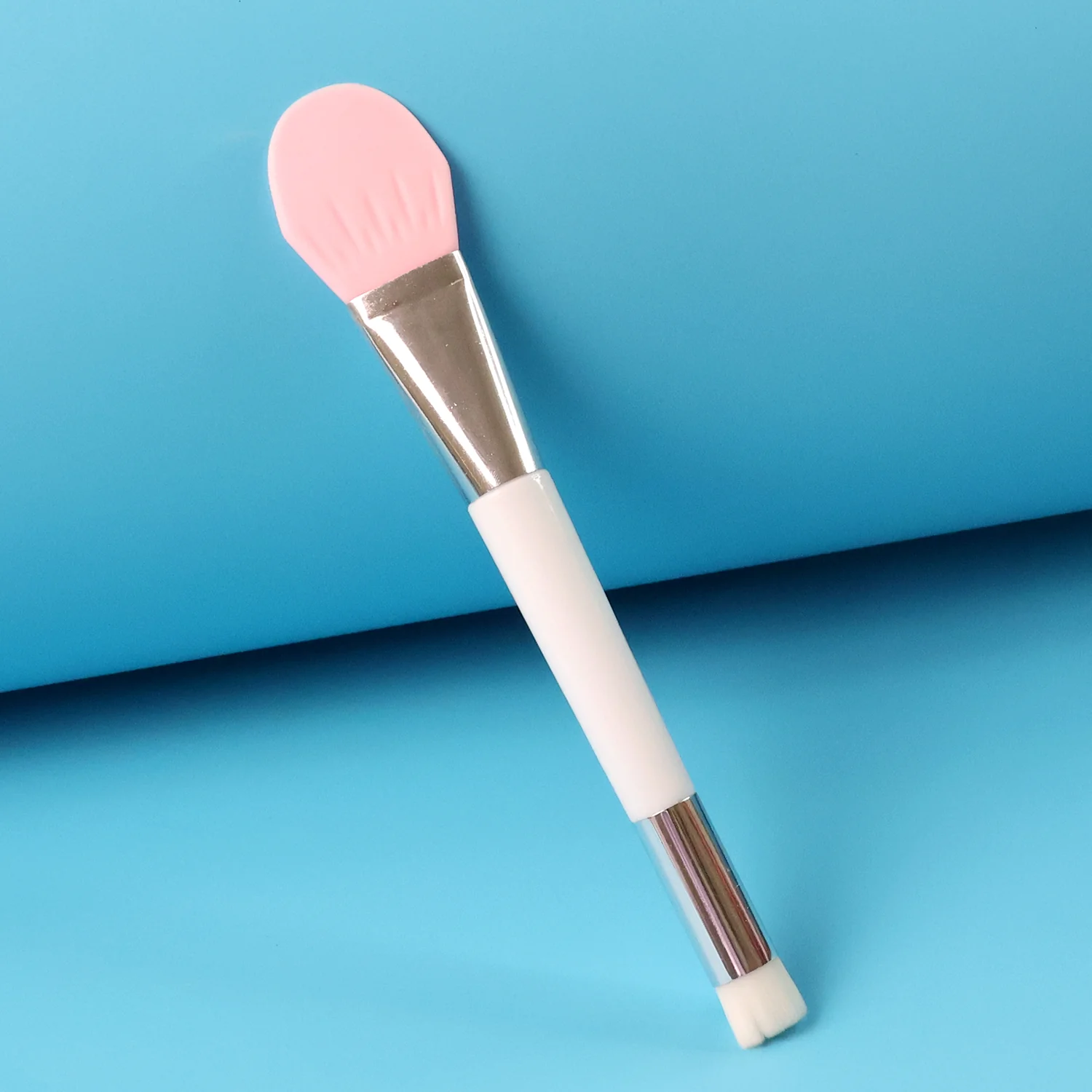 Silicone Face Mask Applicator & Beauty Spatula Brush (1 Pc) - Image 3